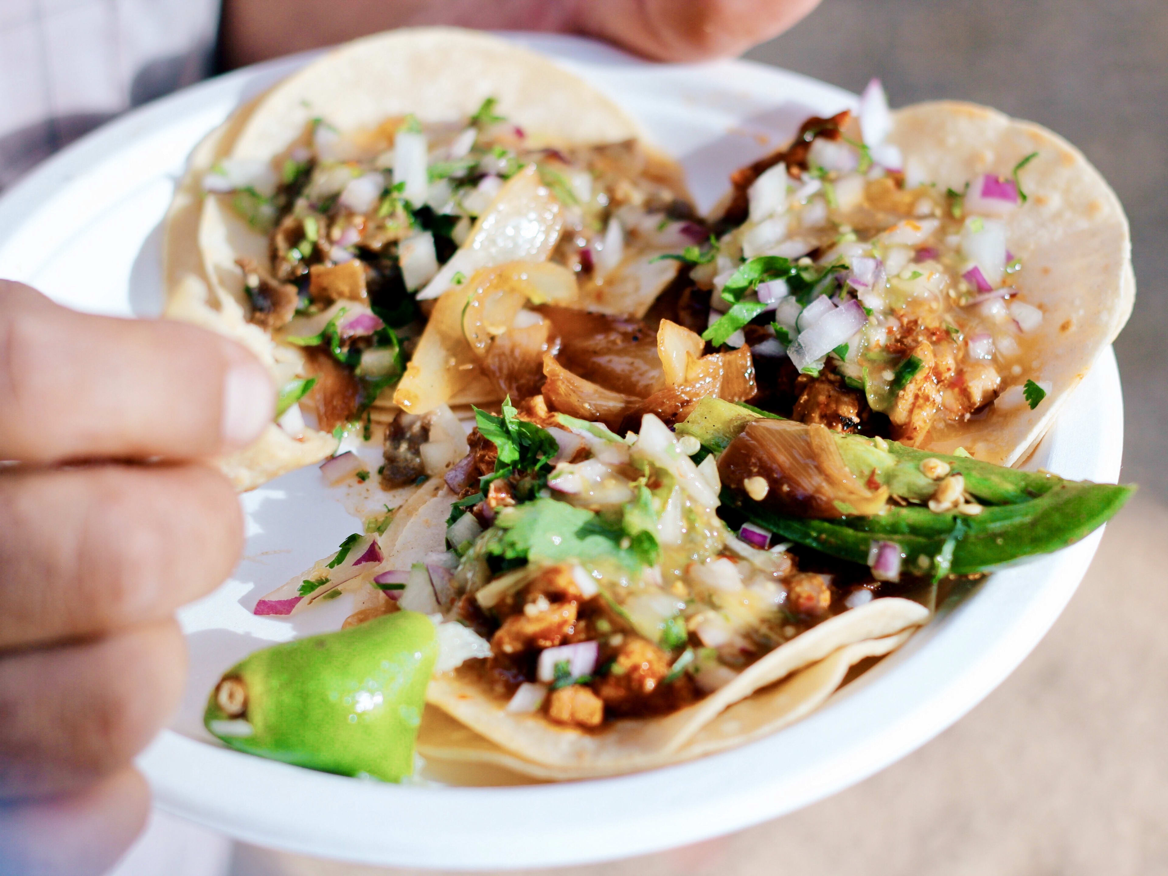 Tacos El Muchacho Alegre review image