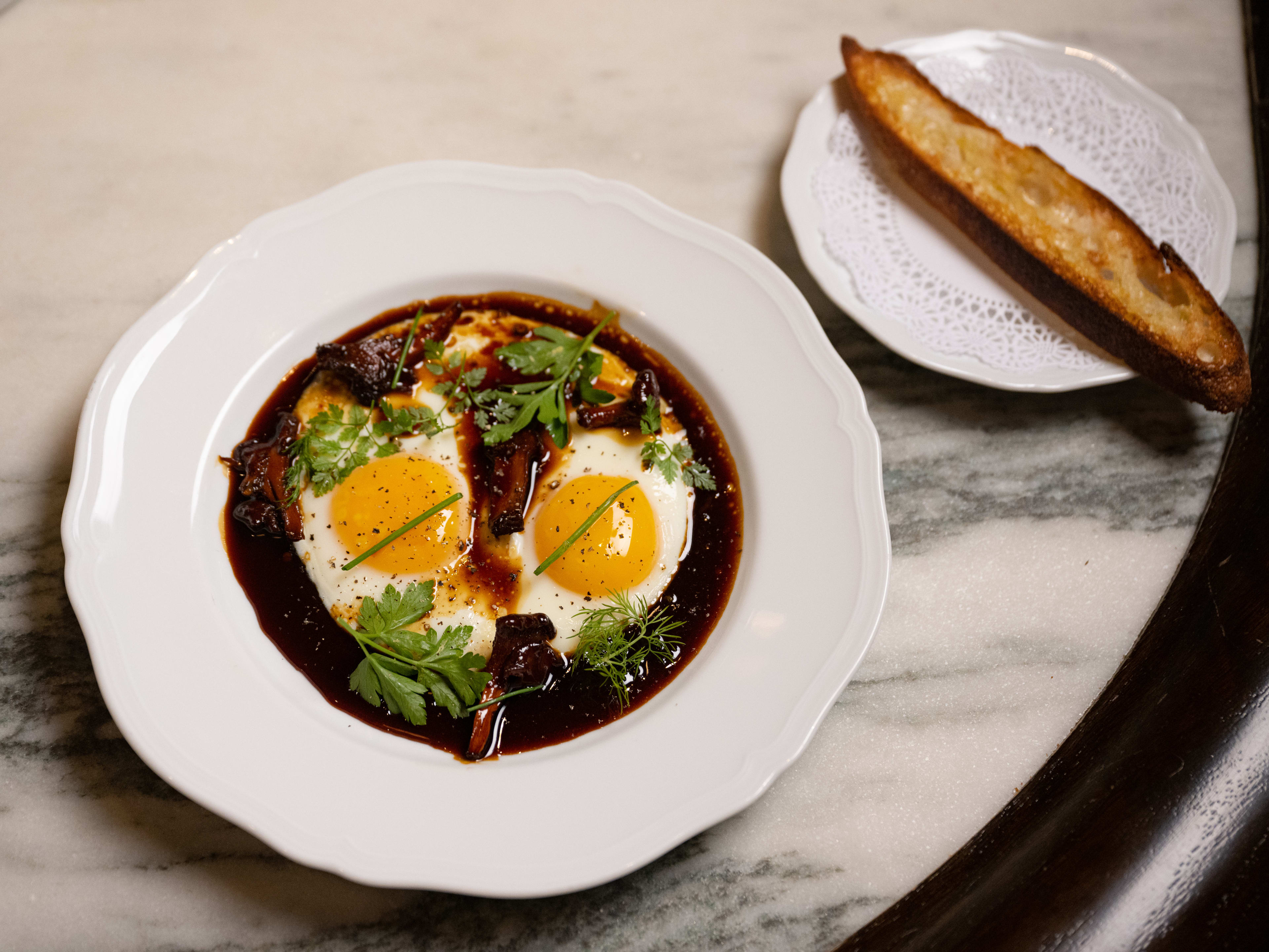 Corner Bar Review Lower East Side New York The Infatuation