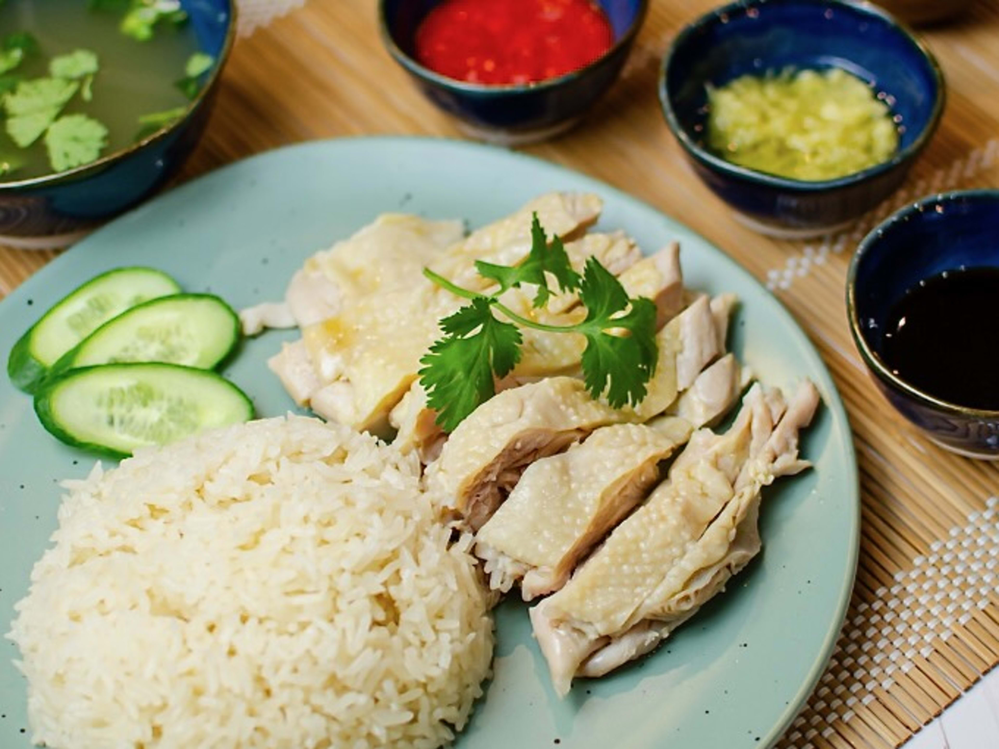 3 Sauces Hainam Chicken Rice review image