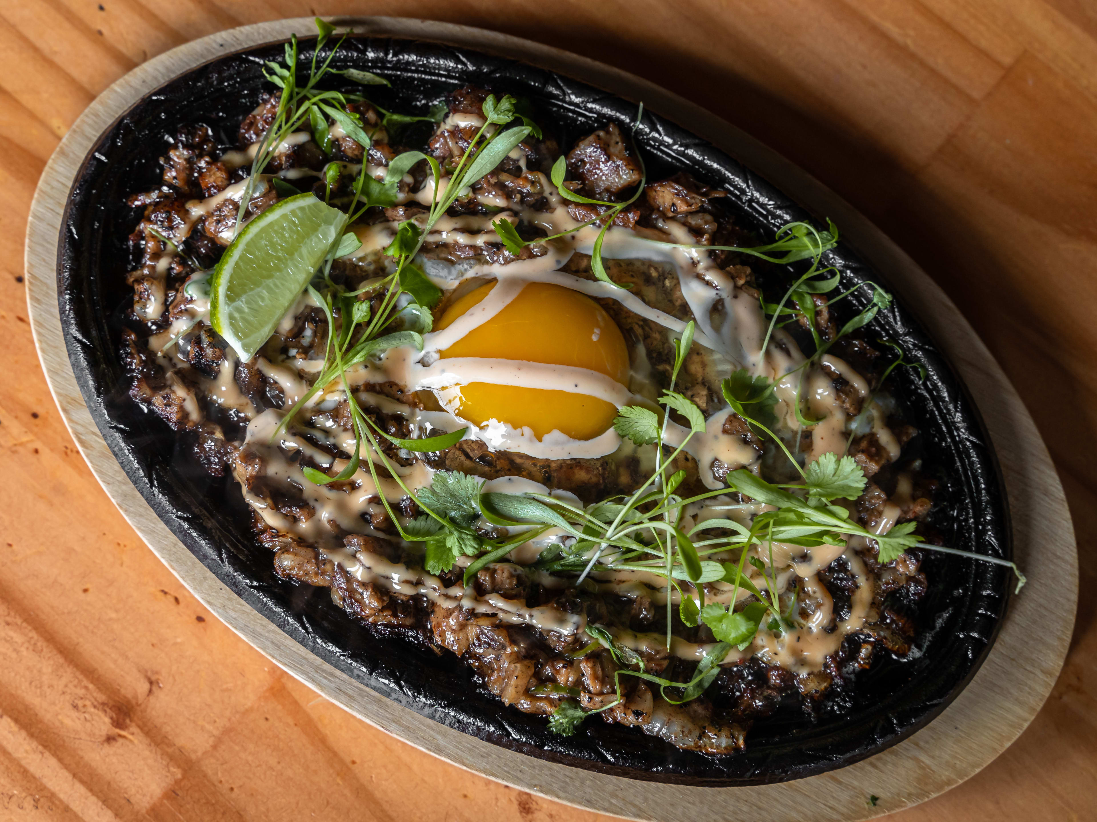 Boonie's Filipino Restaurant Review North Center Chicago The