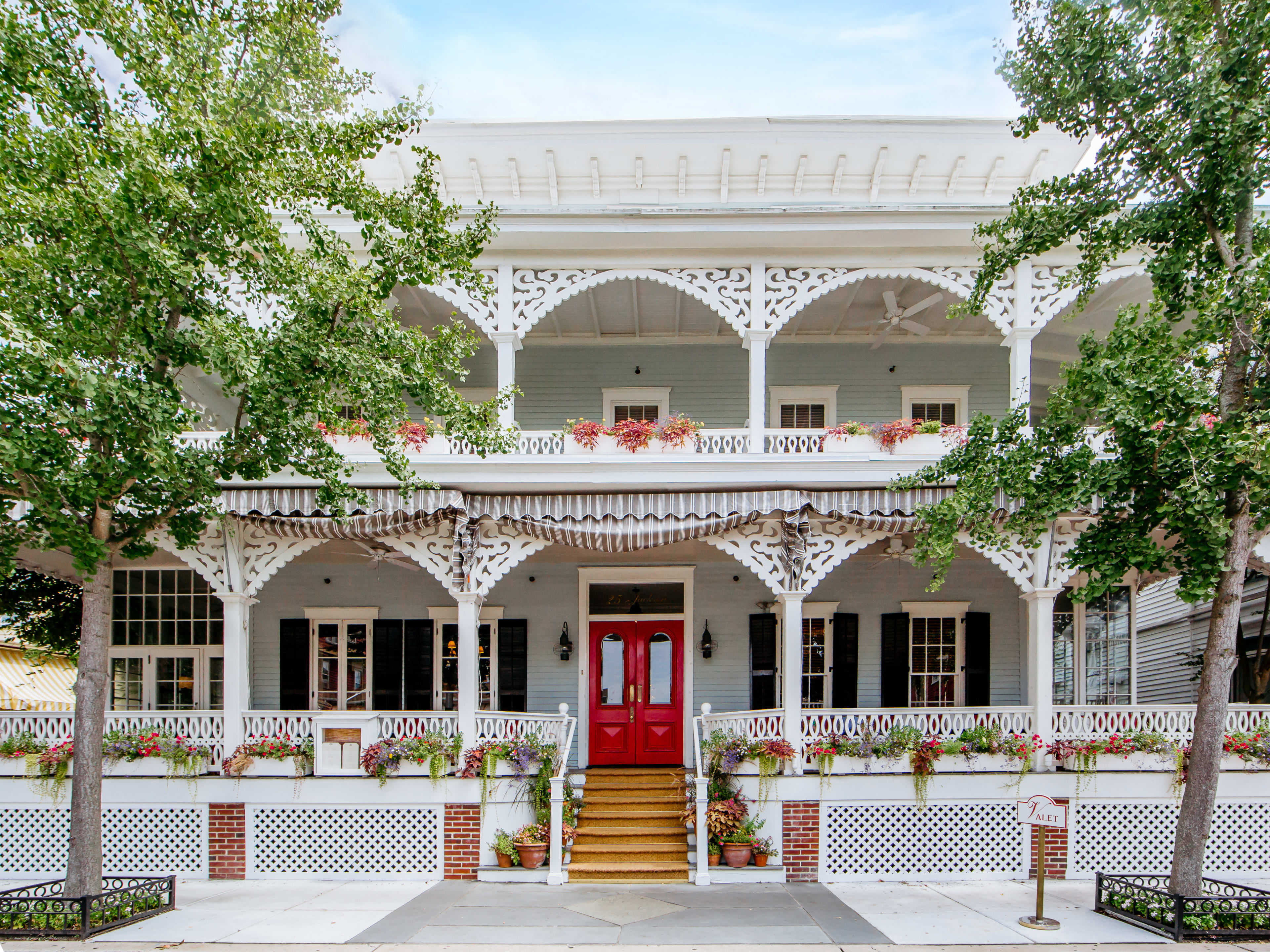 The Ebbitt Room exteriors