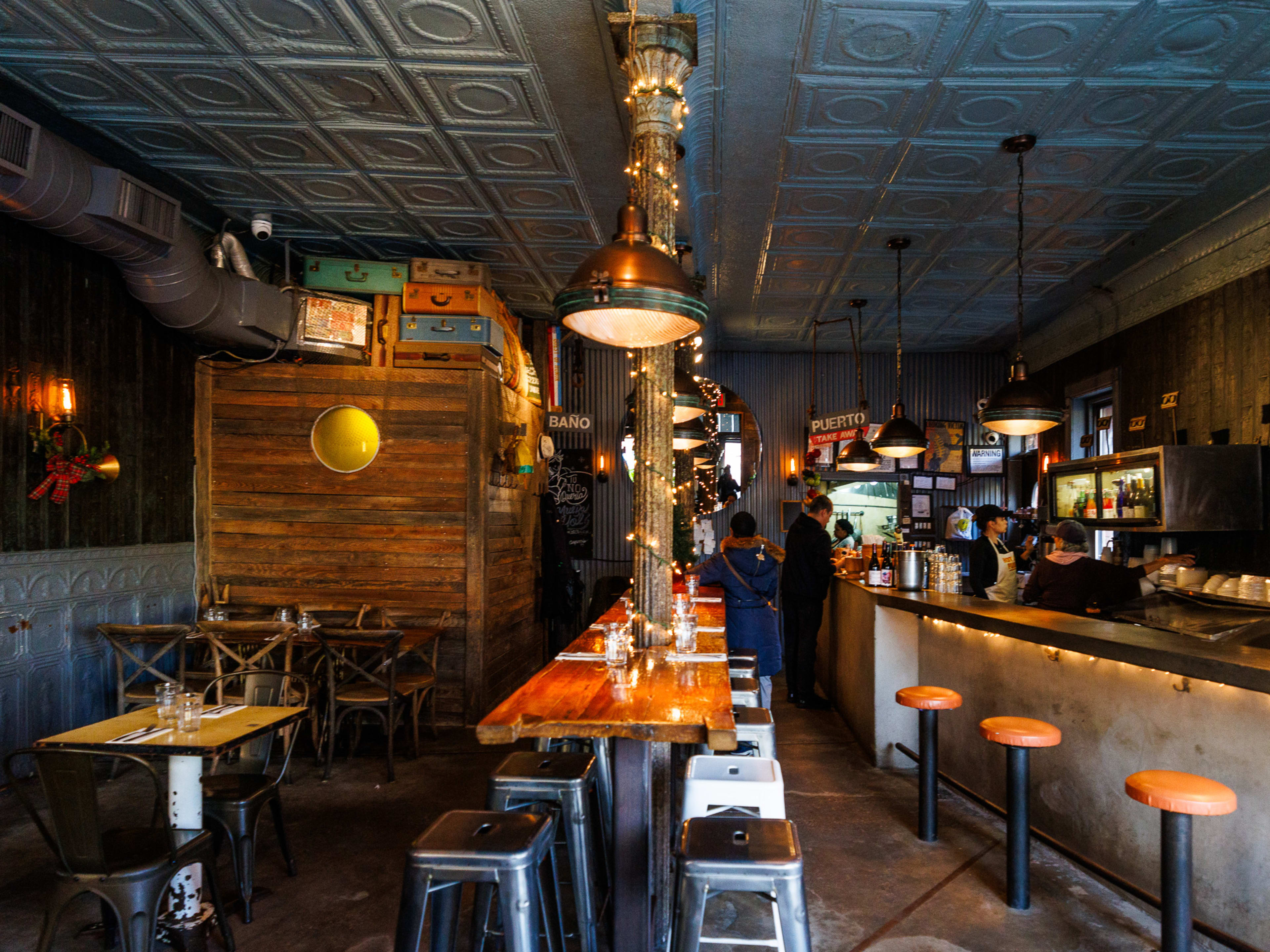 Restaurante dominicano near me