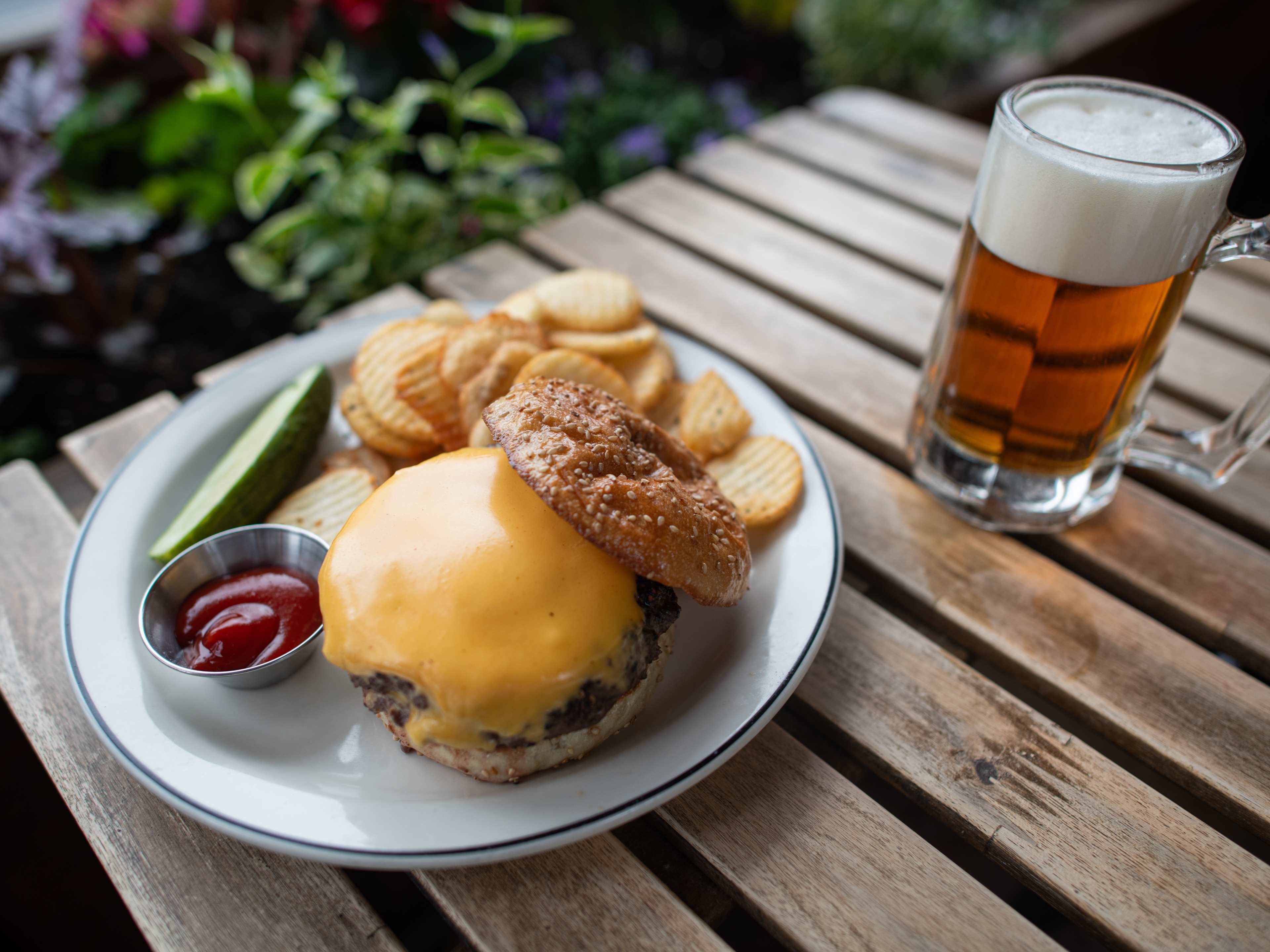 Red Hook Tavern Review Red Hook New York The Infatuation