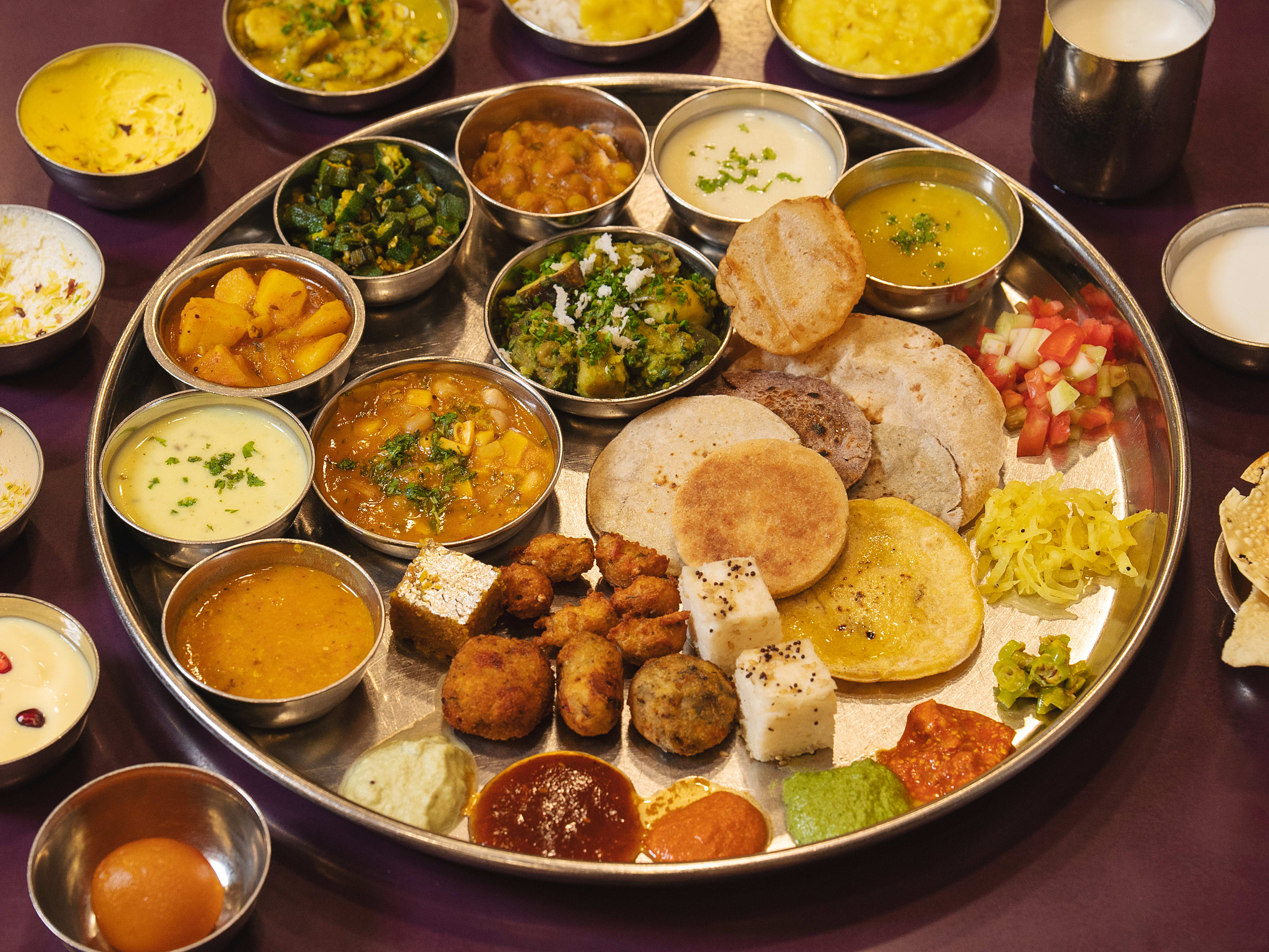 Thali with bread and dips at Shree Thaker Bhojanalaya