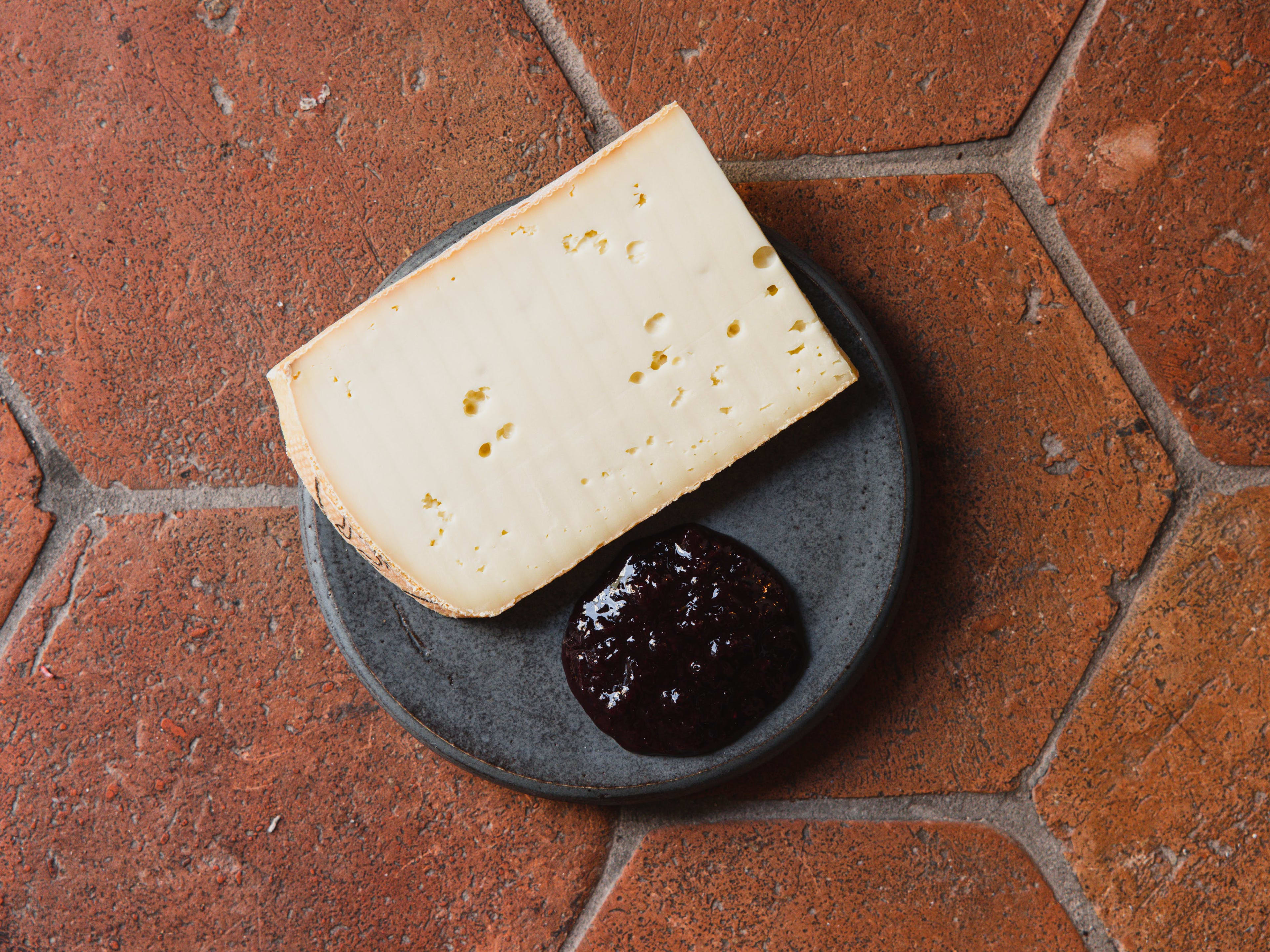 Gem Wine Review Lower East Side New York The Infatuation