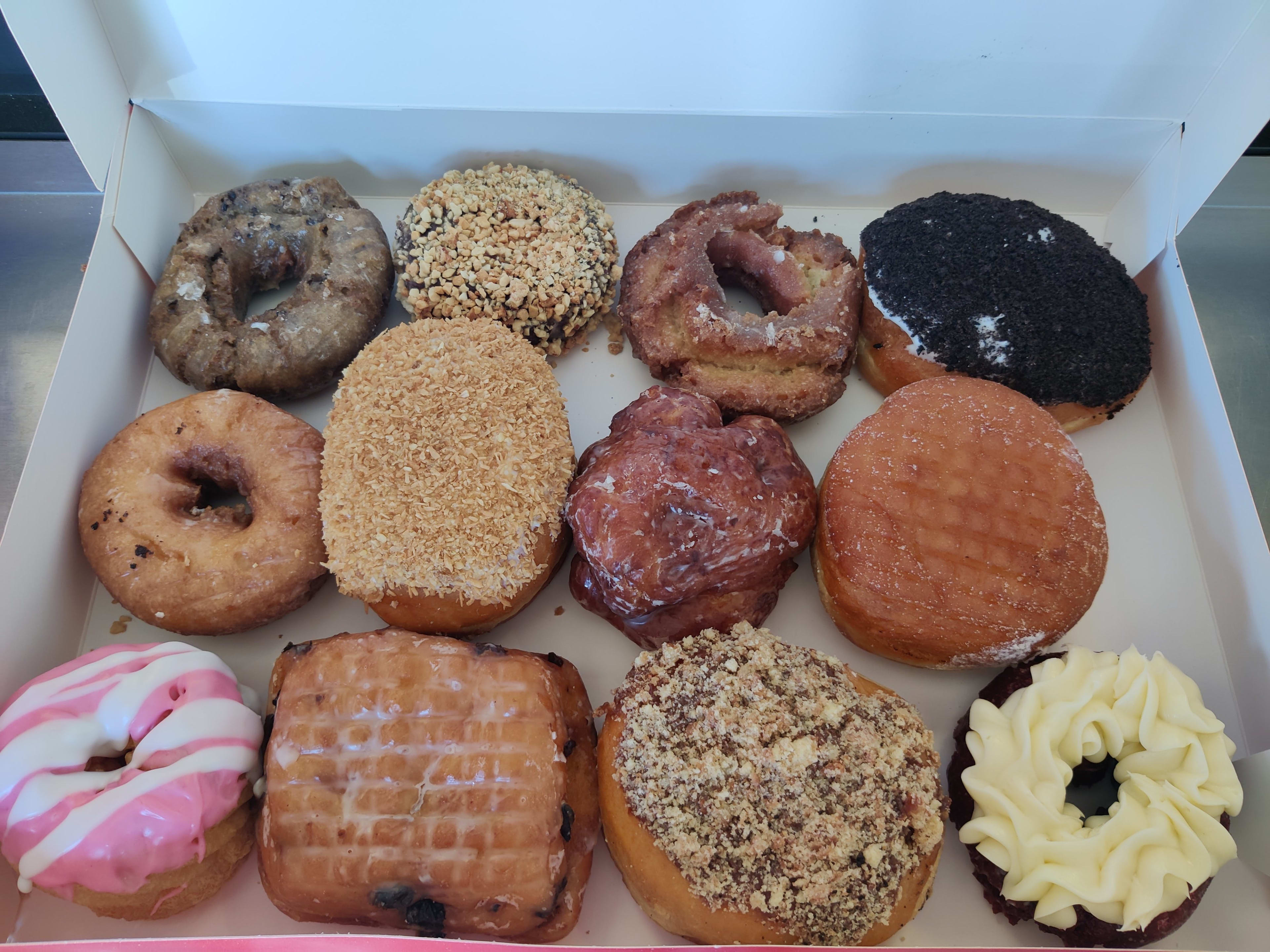 The Hollywood Donut Factory - Review - Hollywood - Miami - The Infatuation
