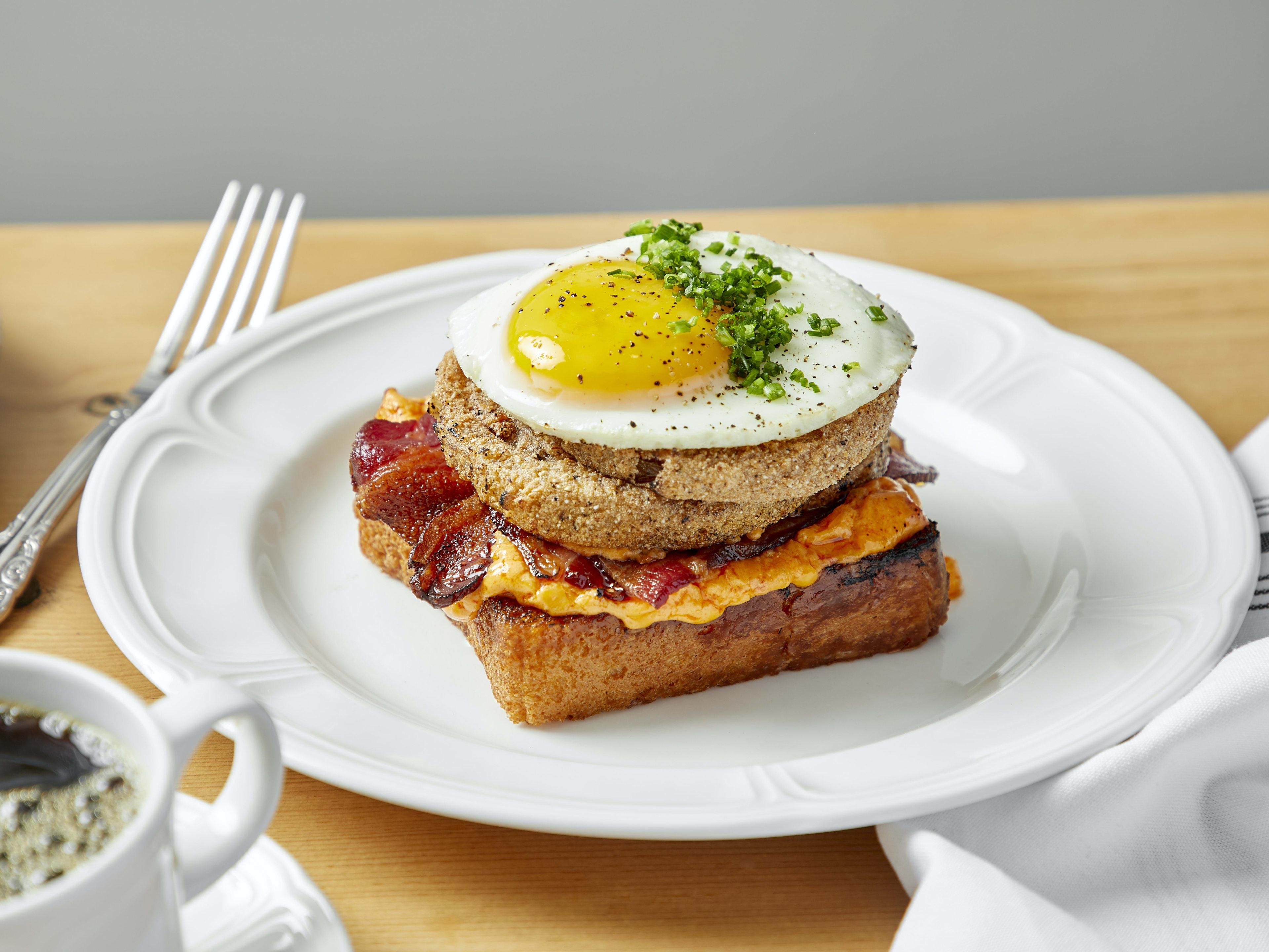 The 20 Best Bottomless Brunches In Chicago - Chicago - The Infatuation