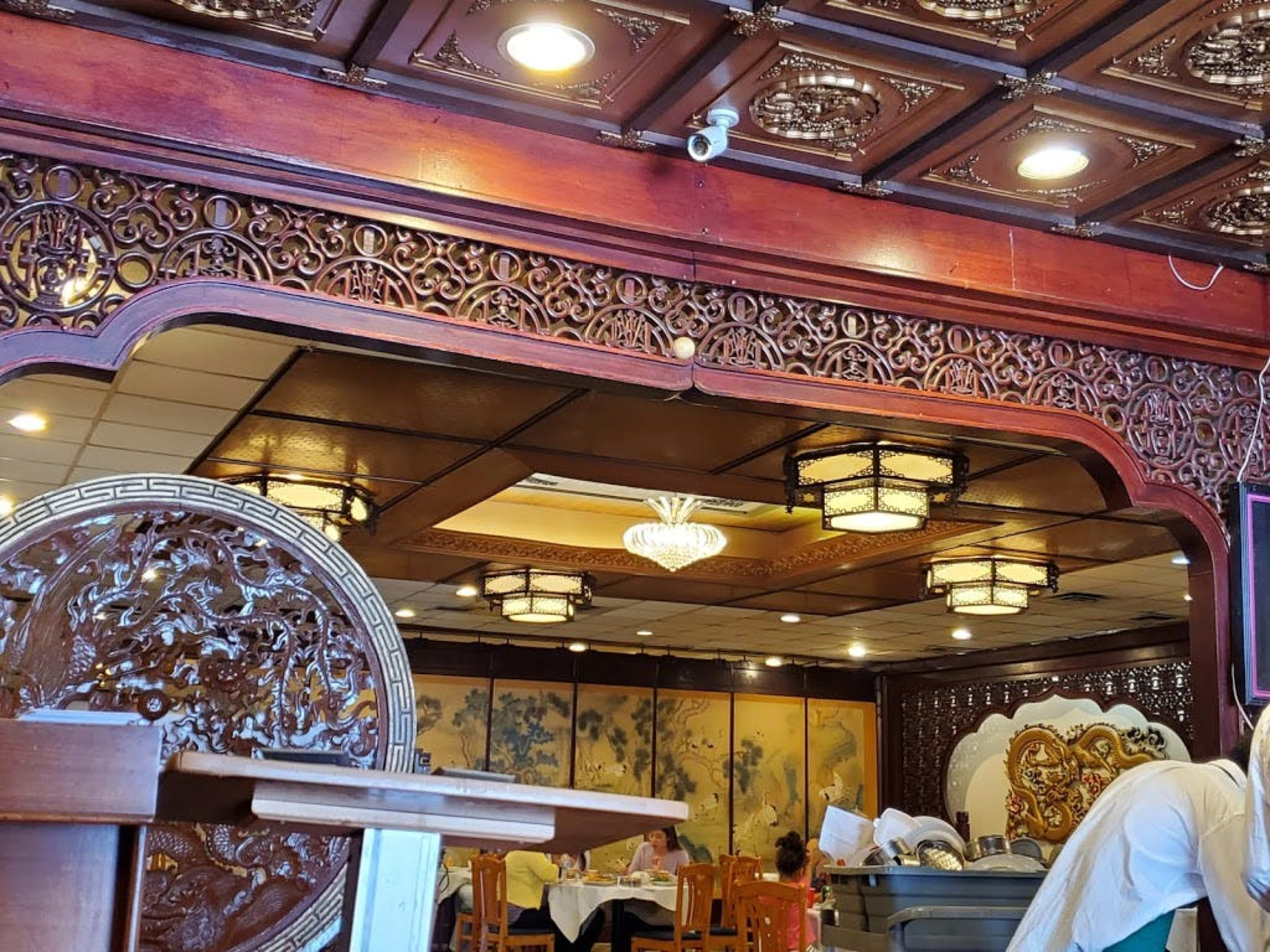 Golden Dragon Restaurant review image