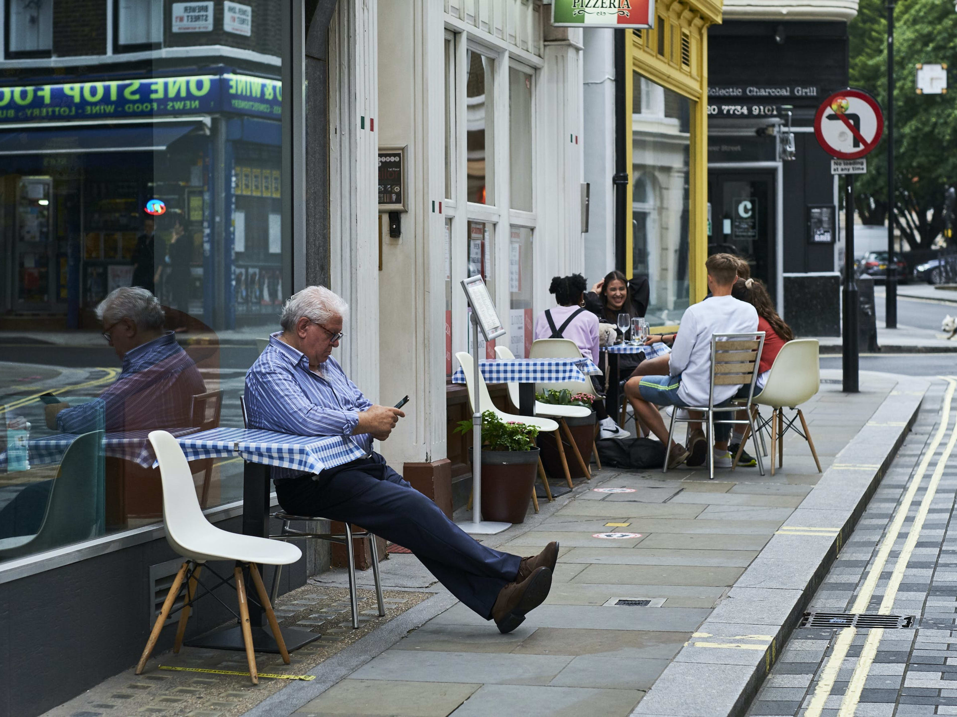 London's First Night Of Restaurant Reopenings, In Pictures image