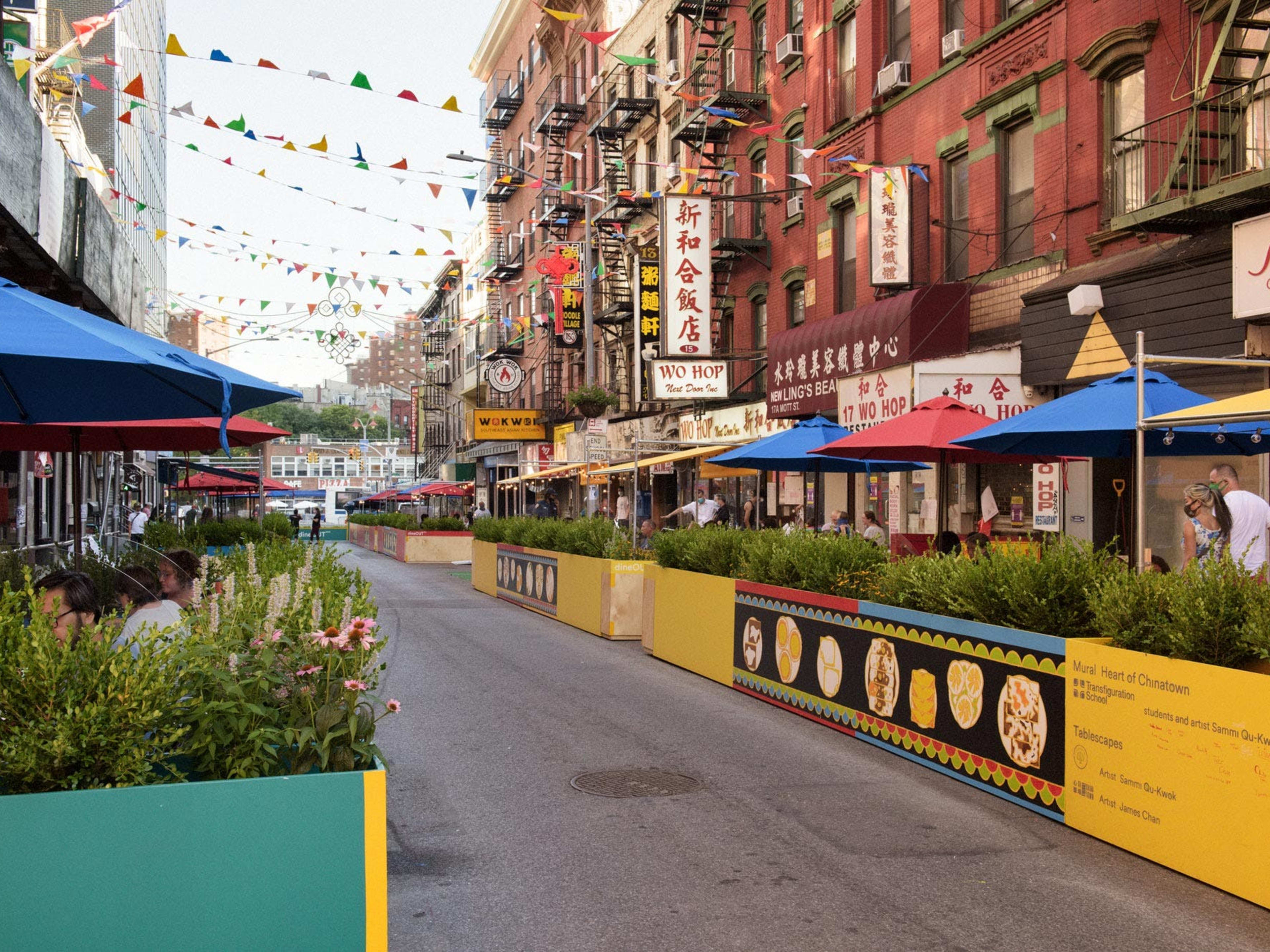 Outdoor Karaoke & More NYC Restaurant News image