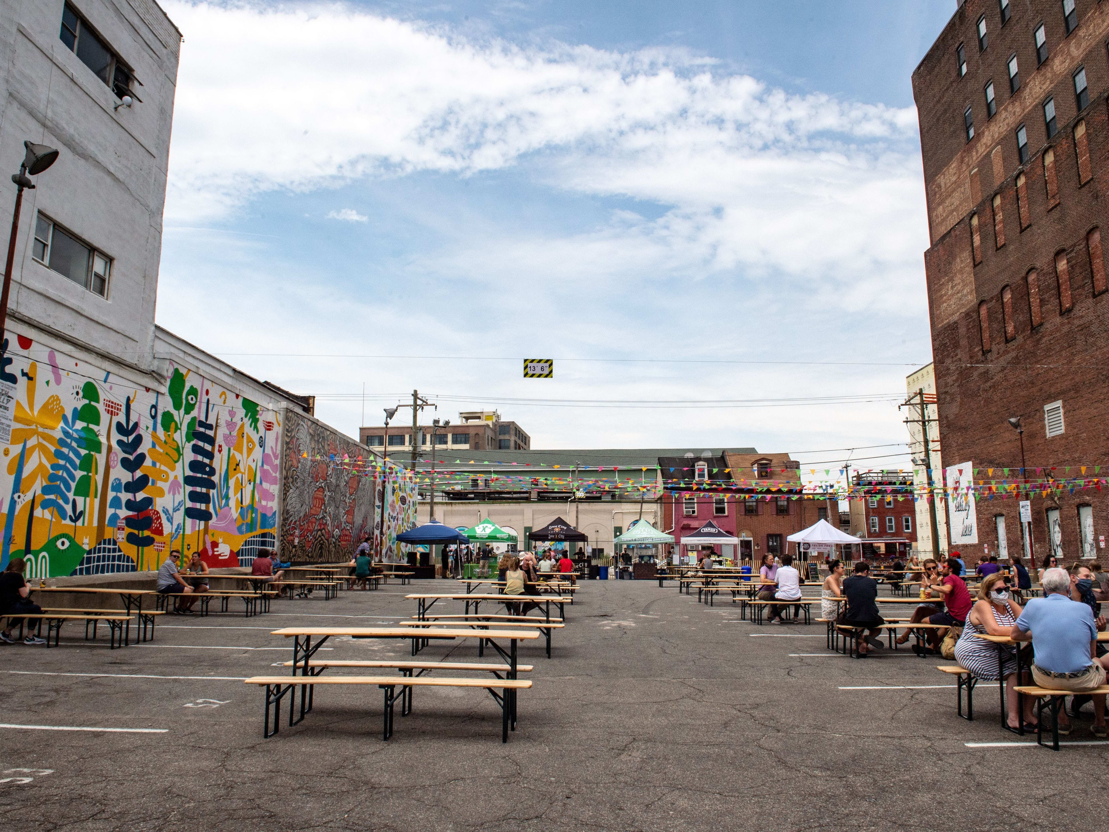 Philly’s Outdoor Restaurant Reopenings, In Pictures image