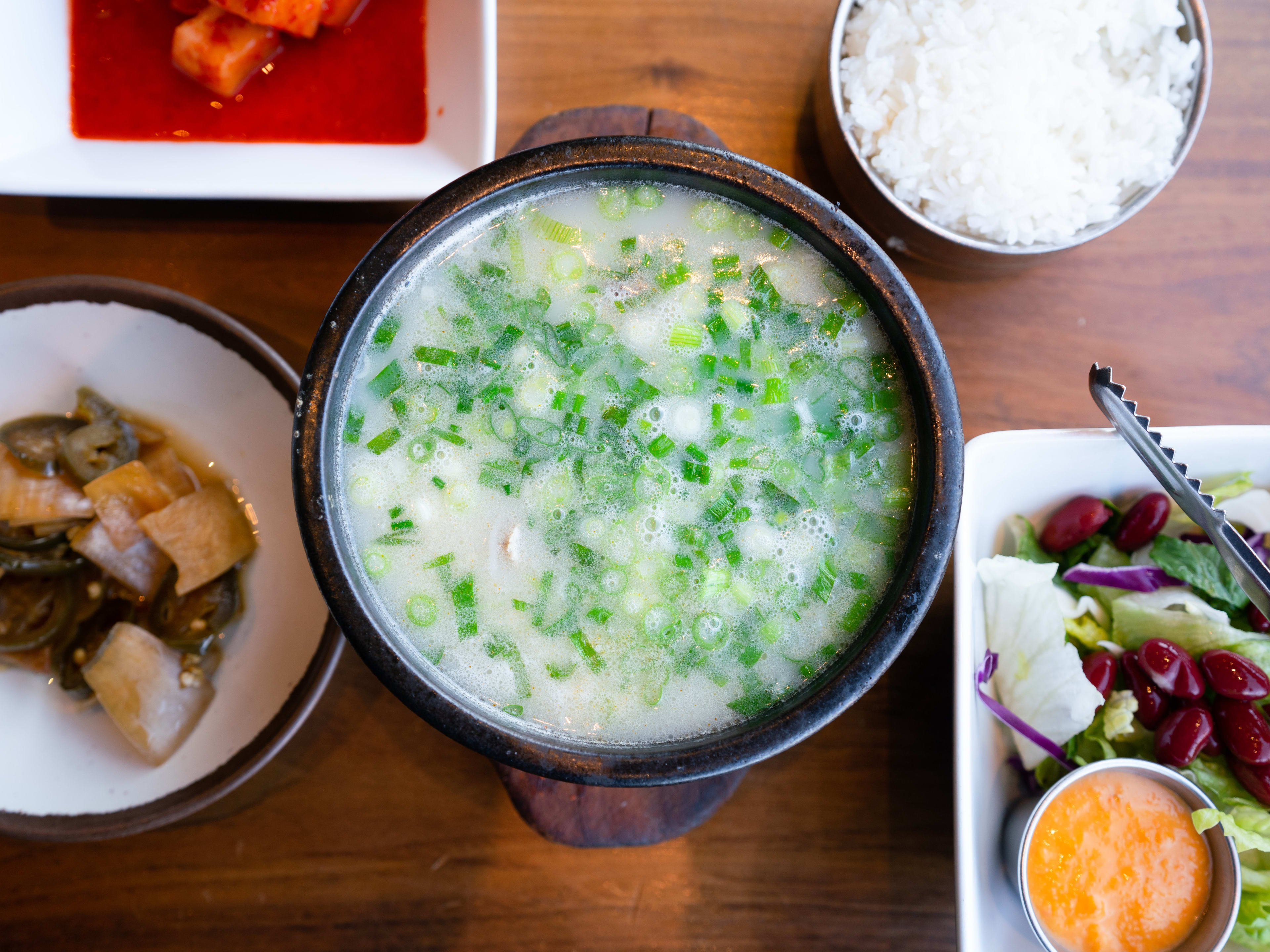Seolleongtang Is The Korean Comfort Food I Crave Most image