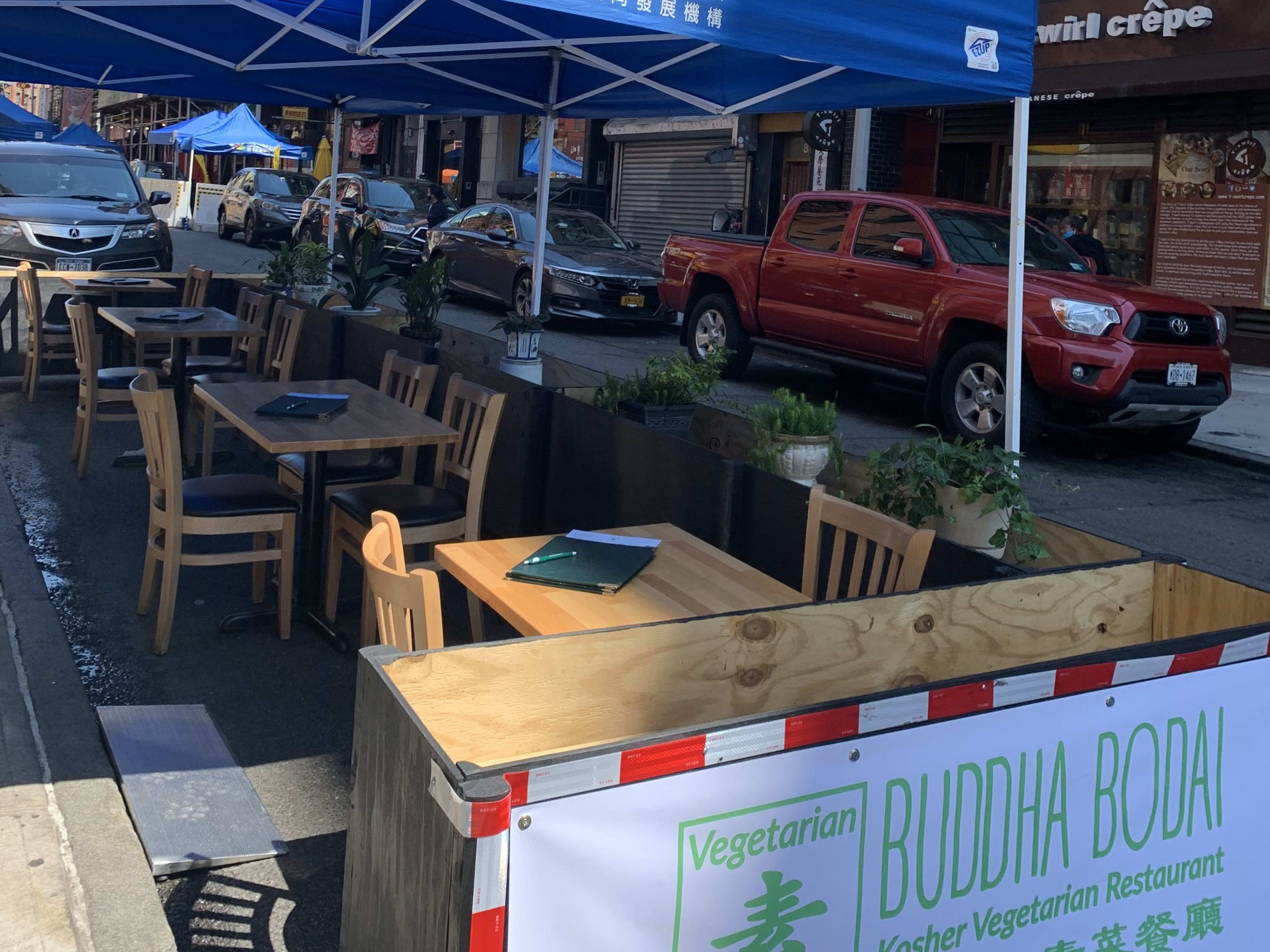 Where To Eat Dim Sum Outside In Chinatown - New York - The Infatuation