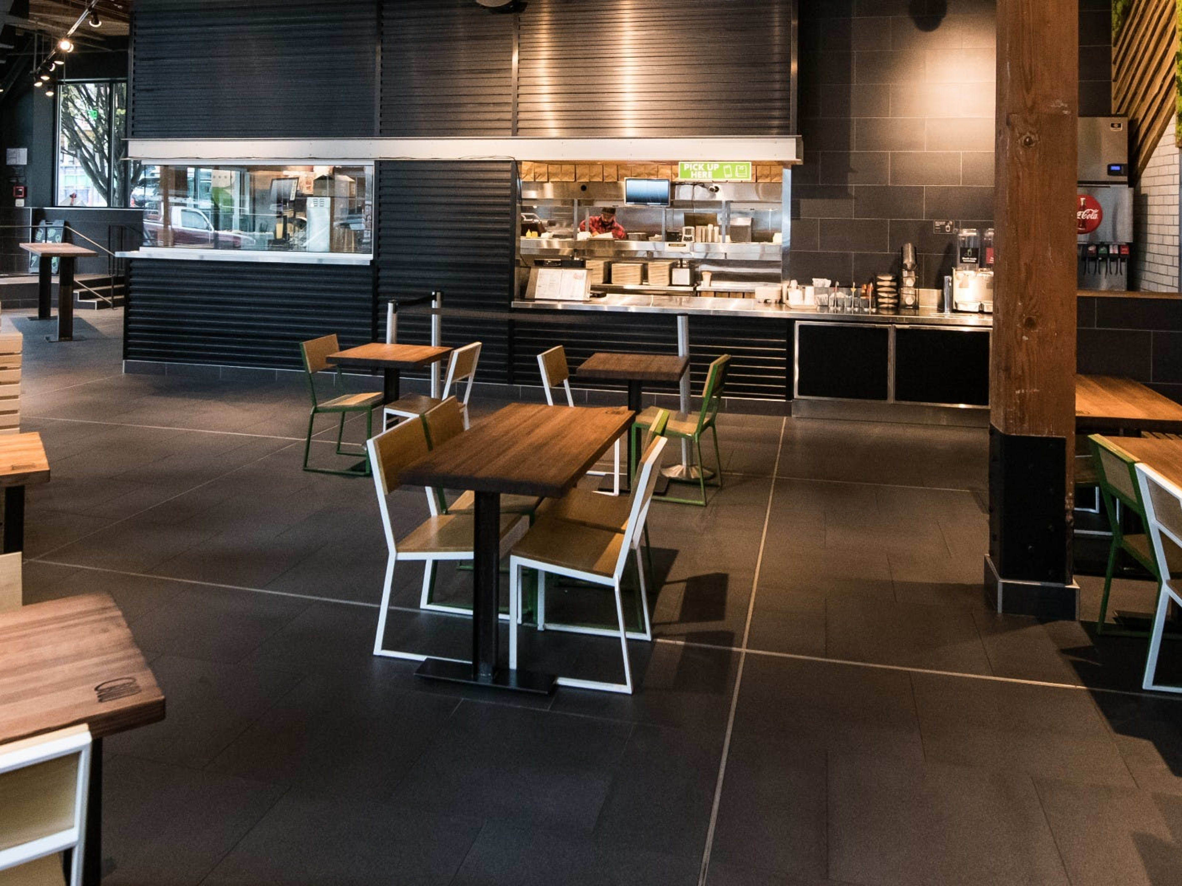 Web 14 quick, quiet lunch spots in south lake union south lake union aimee rizzo november 11, 2019 top rated spots 8.3 sushi by scratch restaurants sushi japanese denny triangle south lake union 8.0 Where To Get Lunch In South Lake Union & Denny Triangle Seattle The