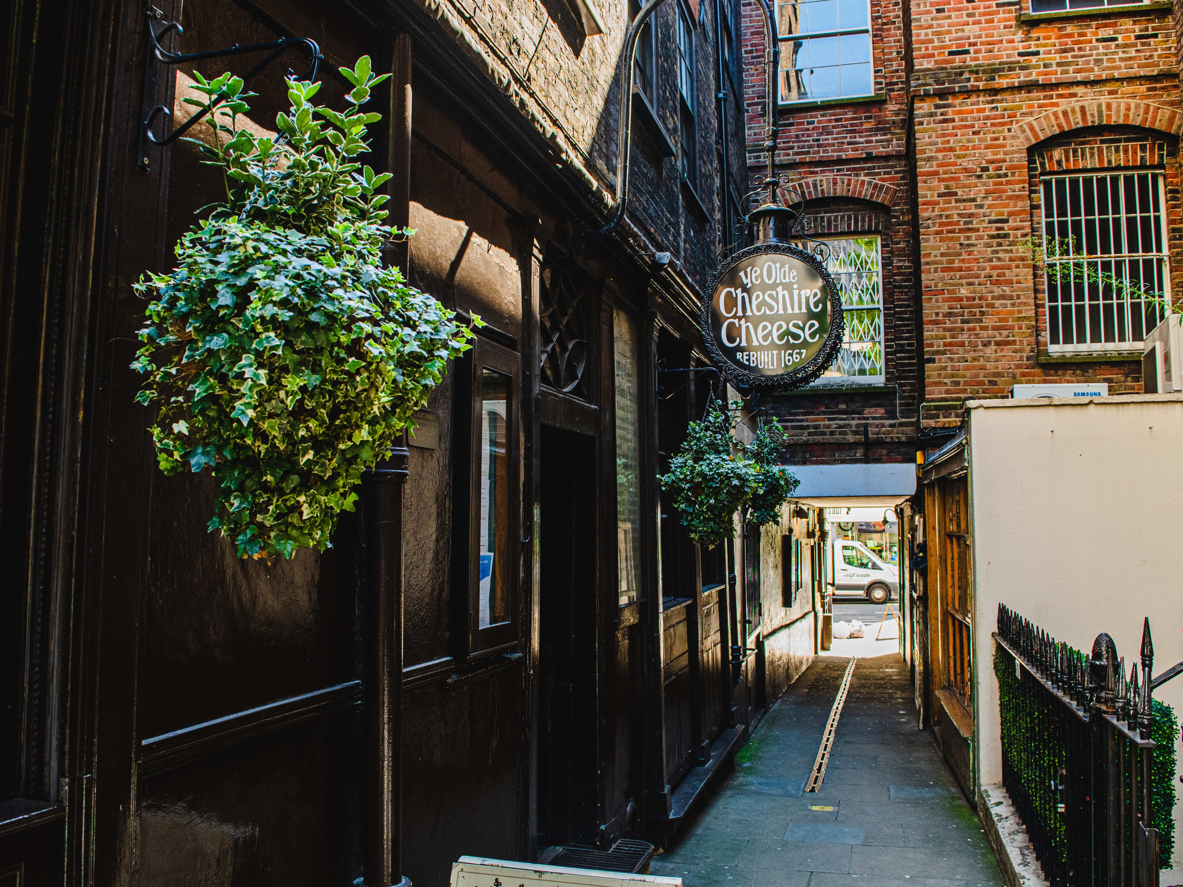 Ye Olde Cheshire Cheese image