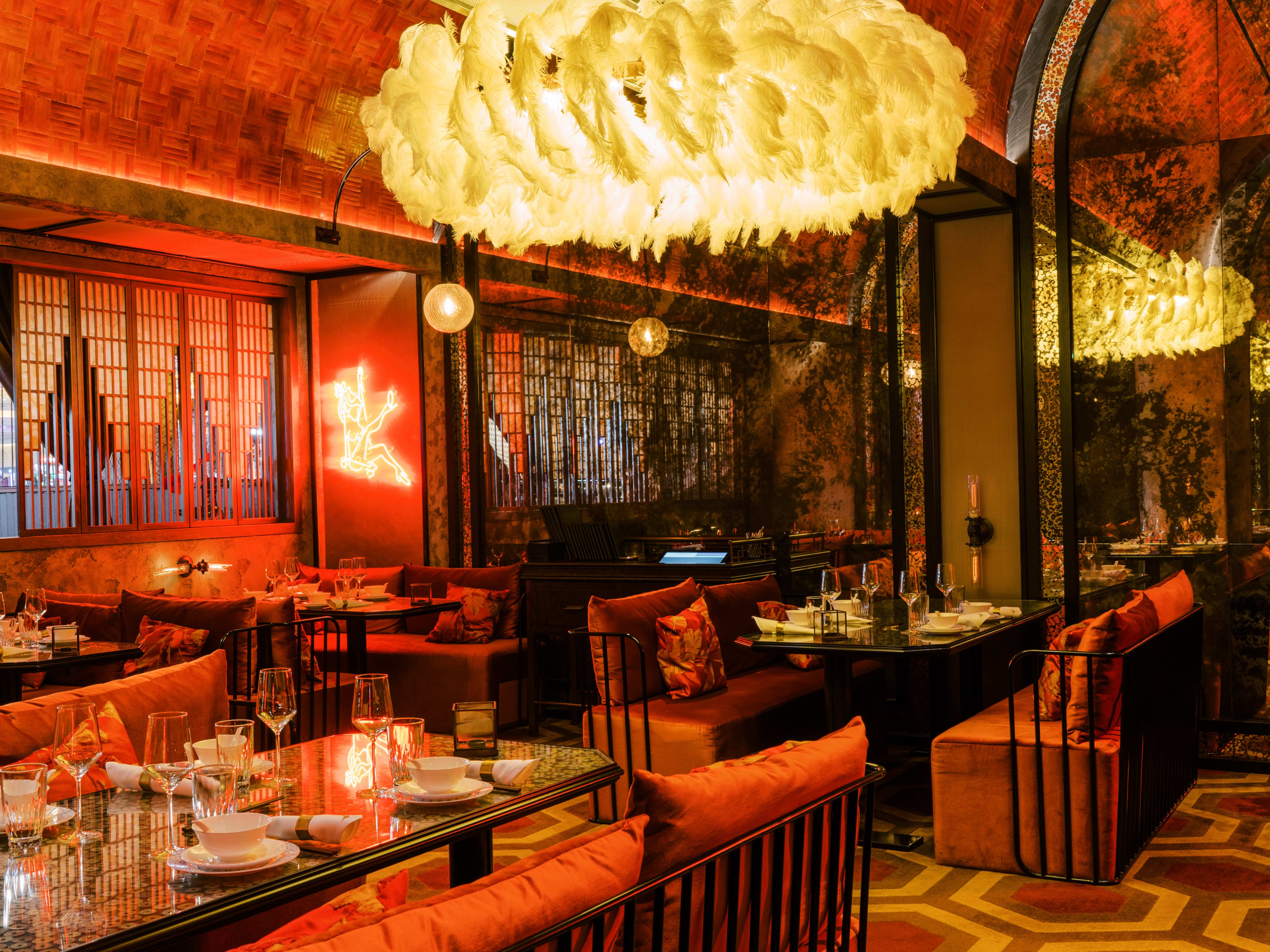 Mott 32 image