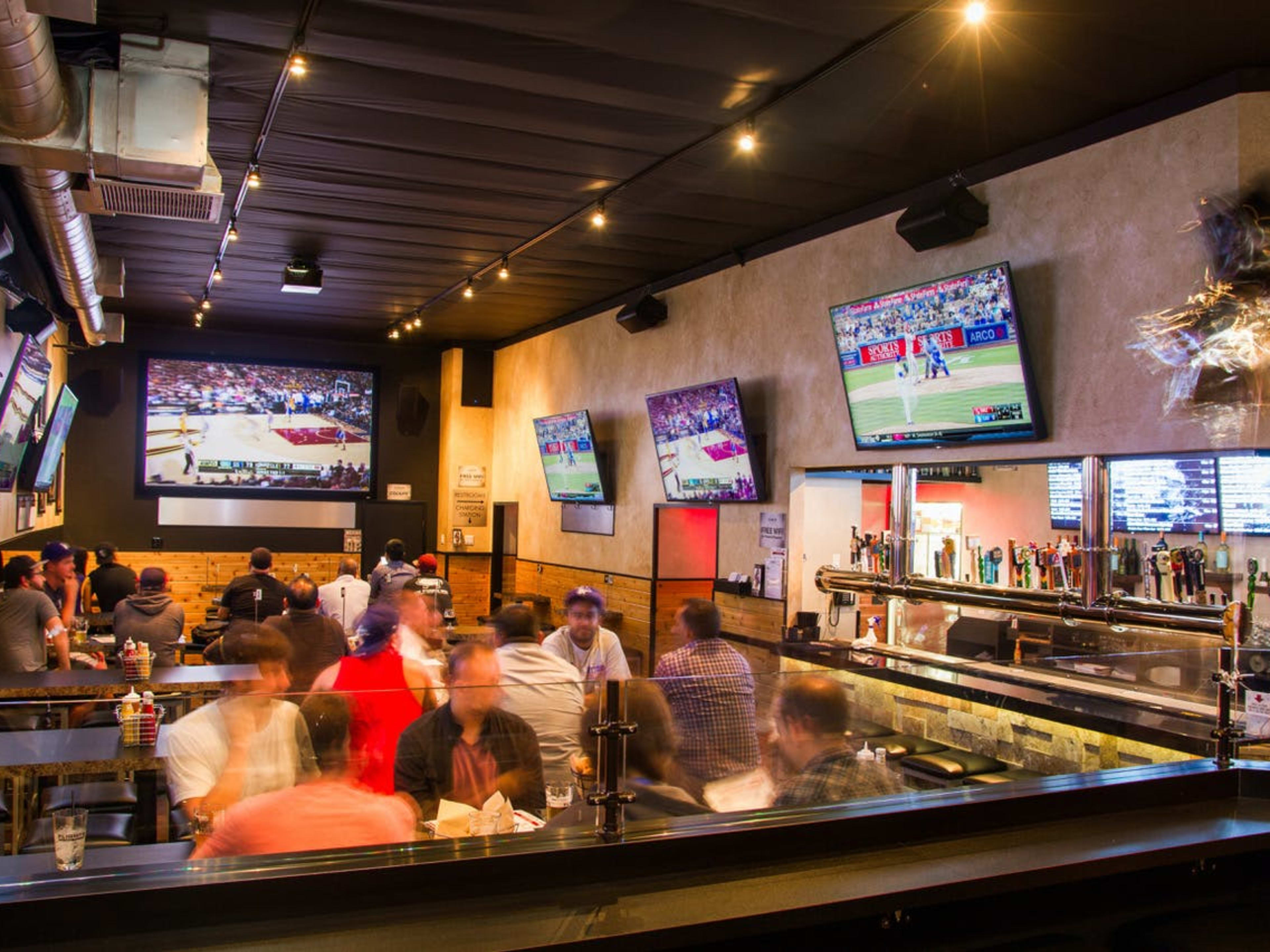 Flights Craft Beer + Sports Grill image