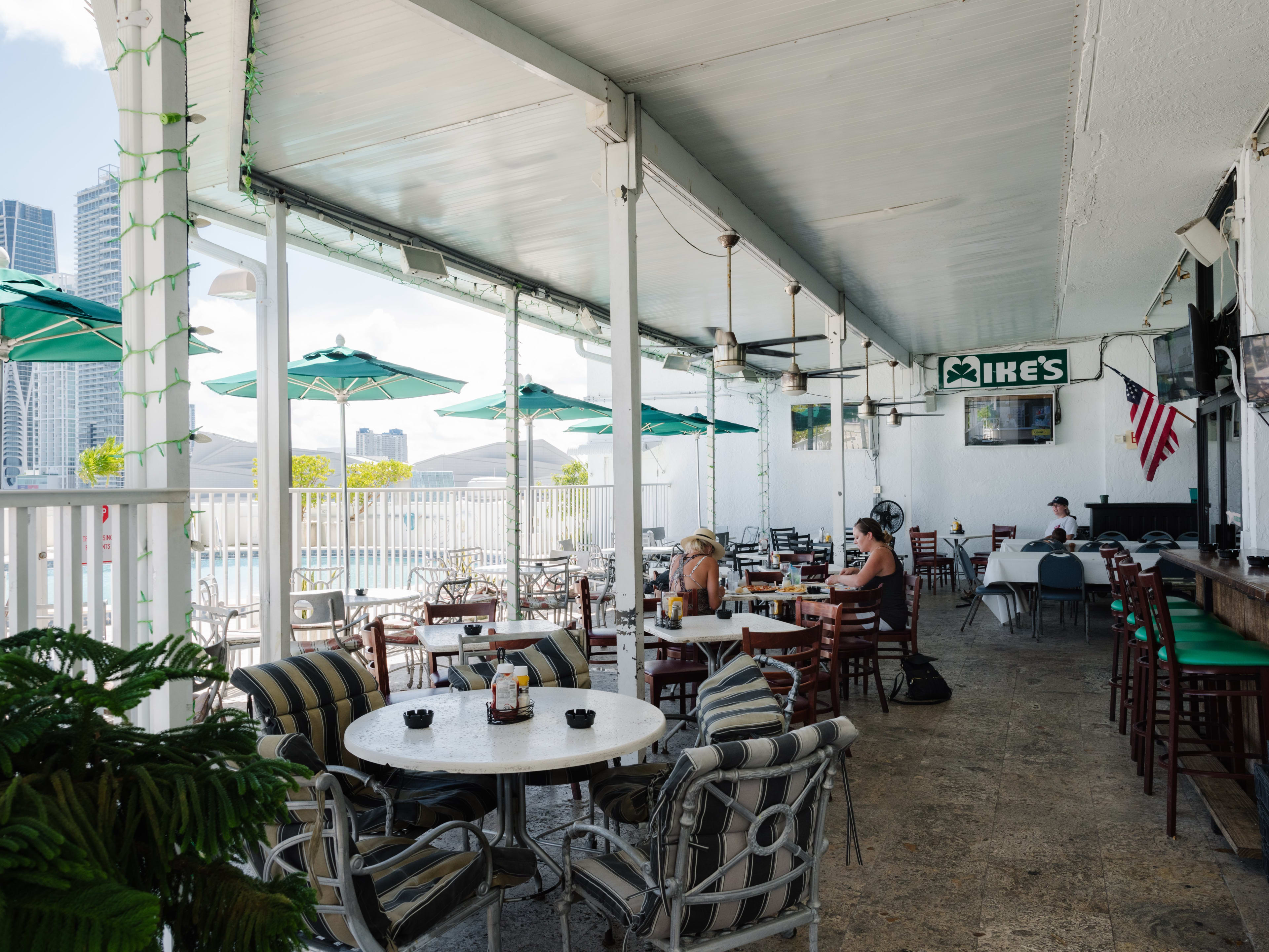 The 16 Best Bars in Downtown & Brickell Miami The Infatuation