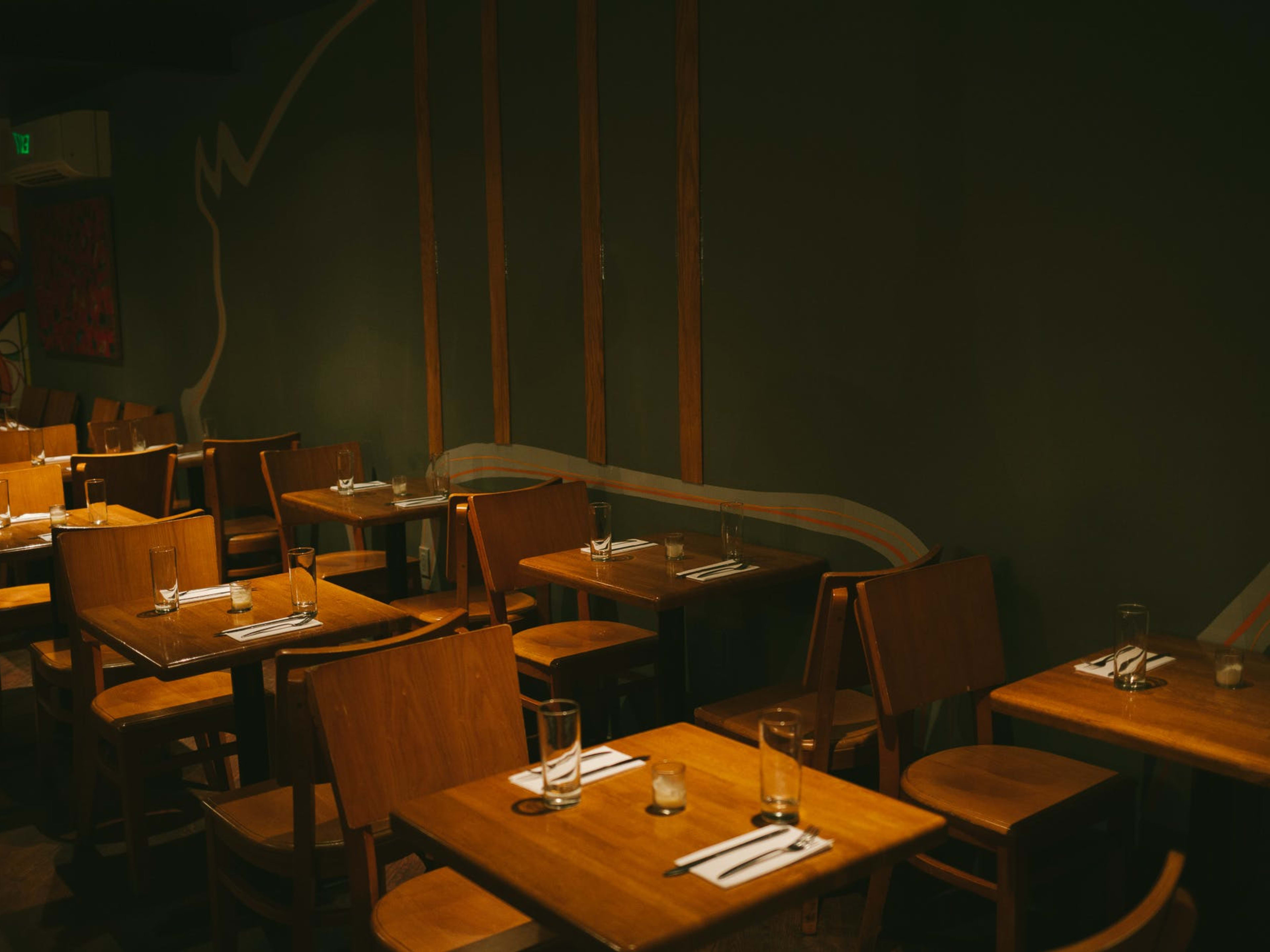 Traif Restaurant - i88bv3o