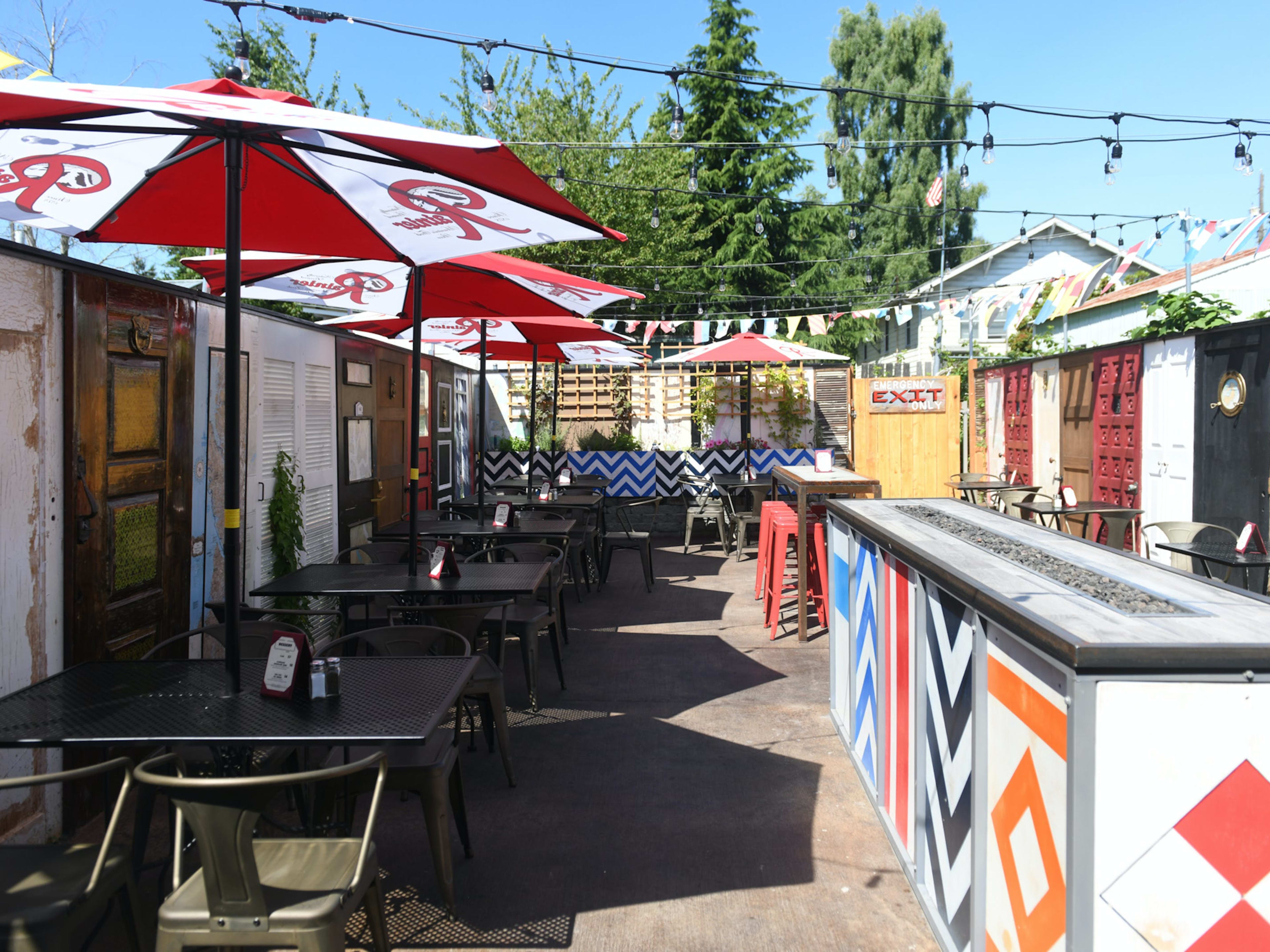 The 24 Best Happy Hours In Seattle - Seattle - The Infatuation