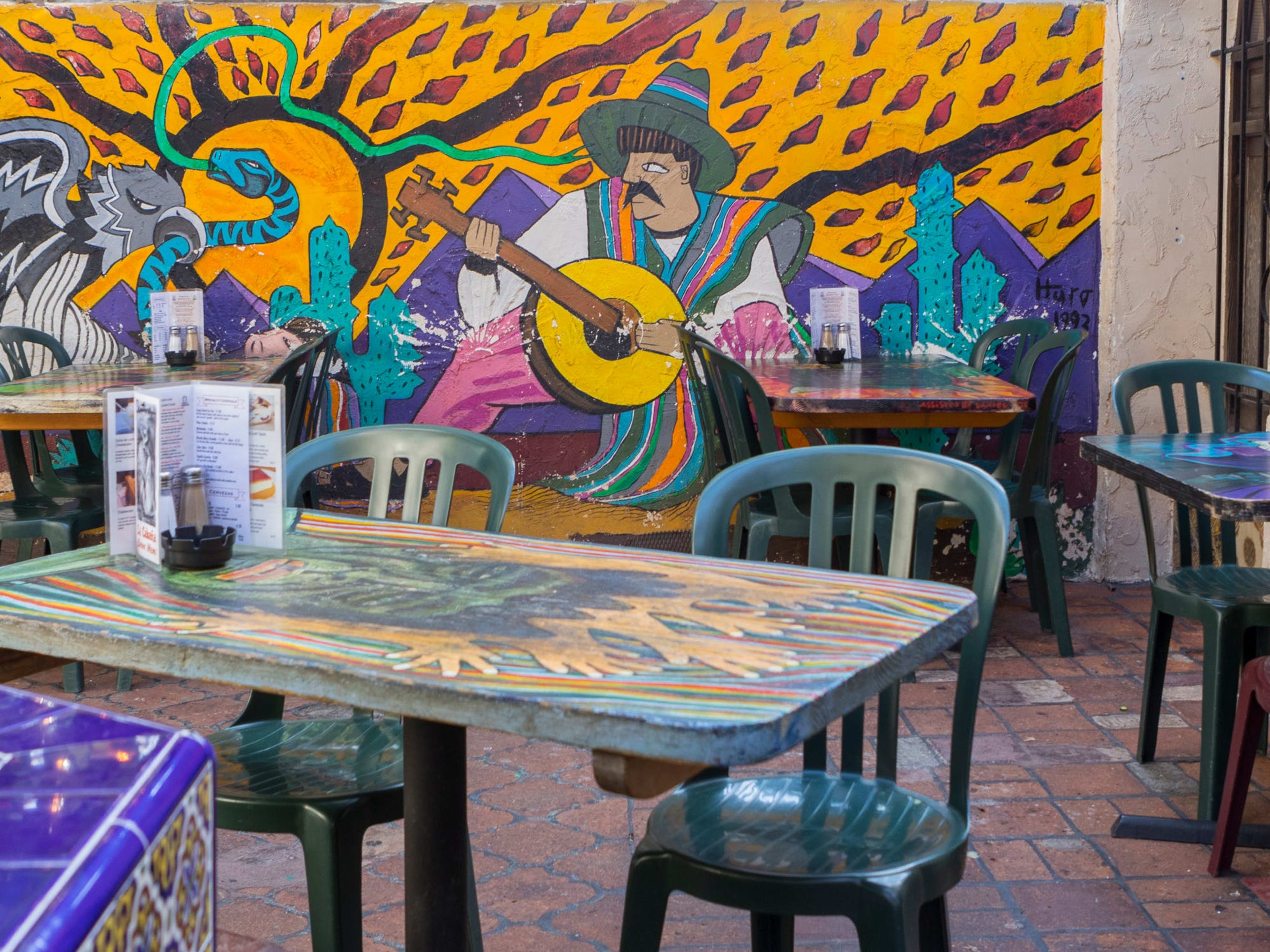 Where To Eat Mexican Food Outside In LA image