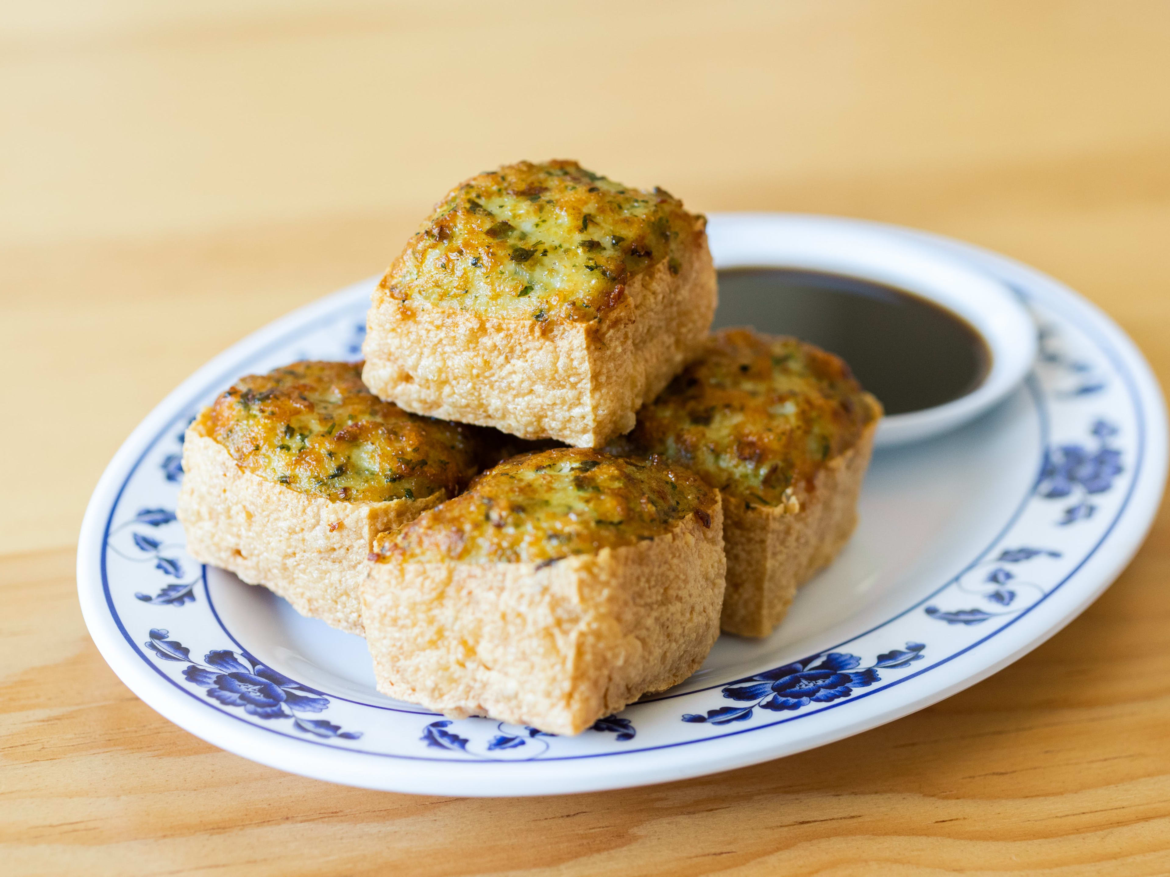 Woon - Review - Historic Filipinotown - Los Angeles - The Infatuation