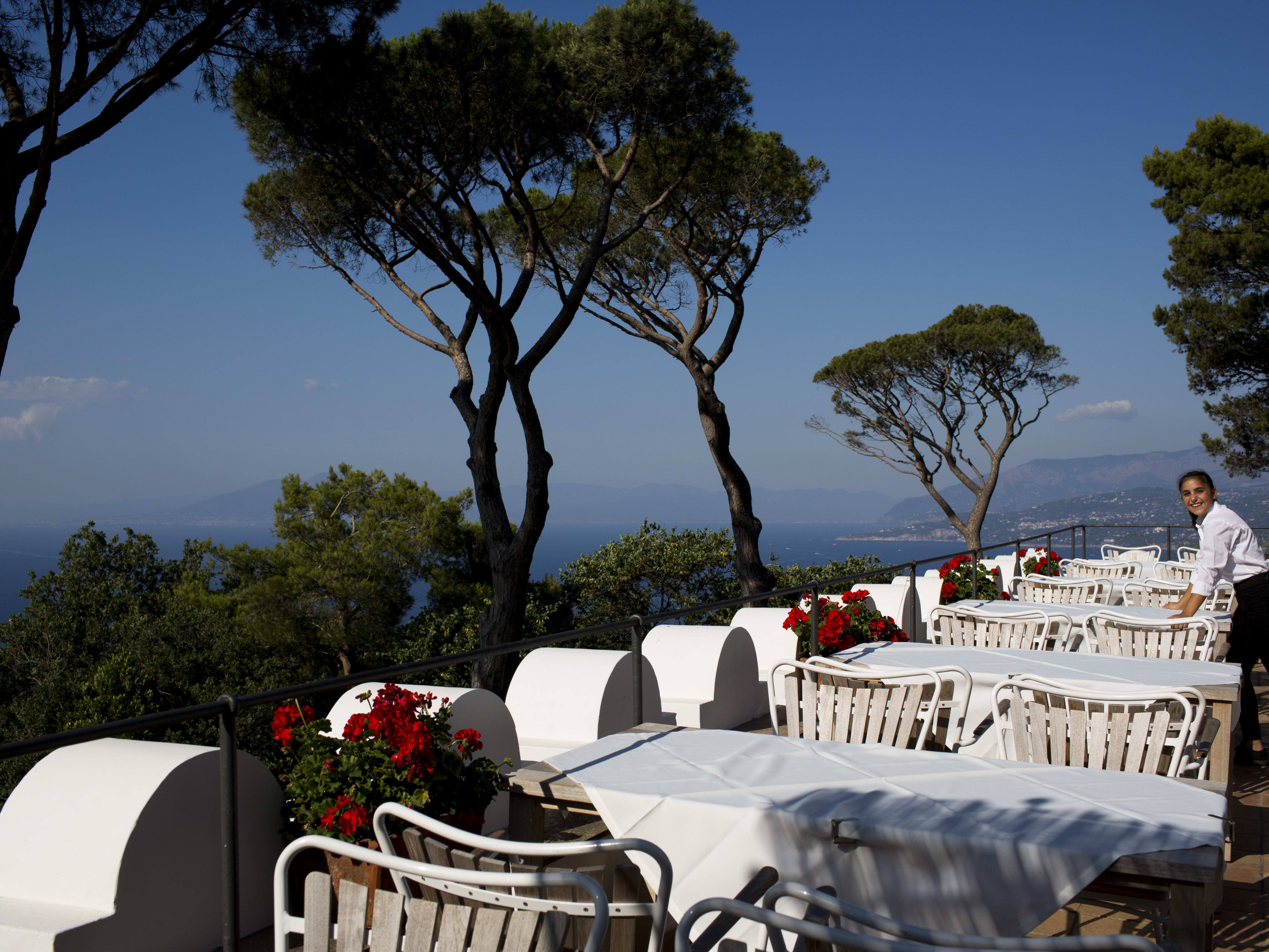 Cafe at Villa San Michele image