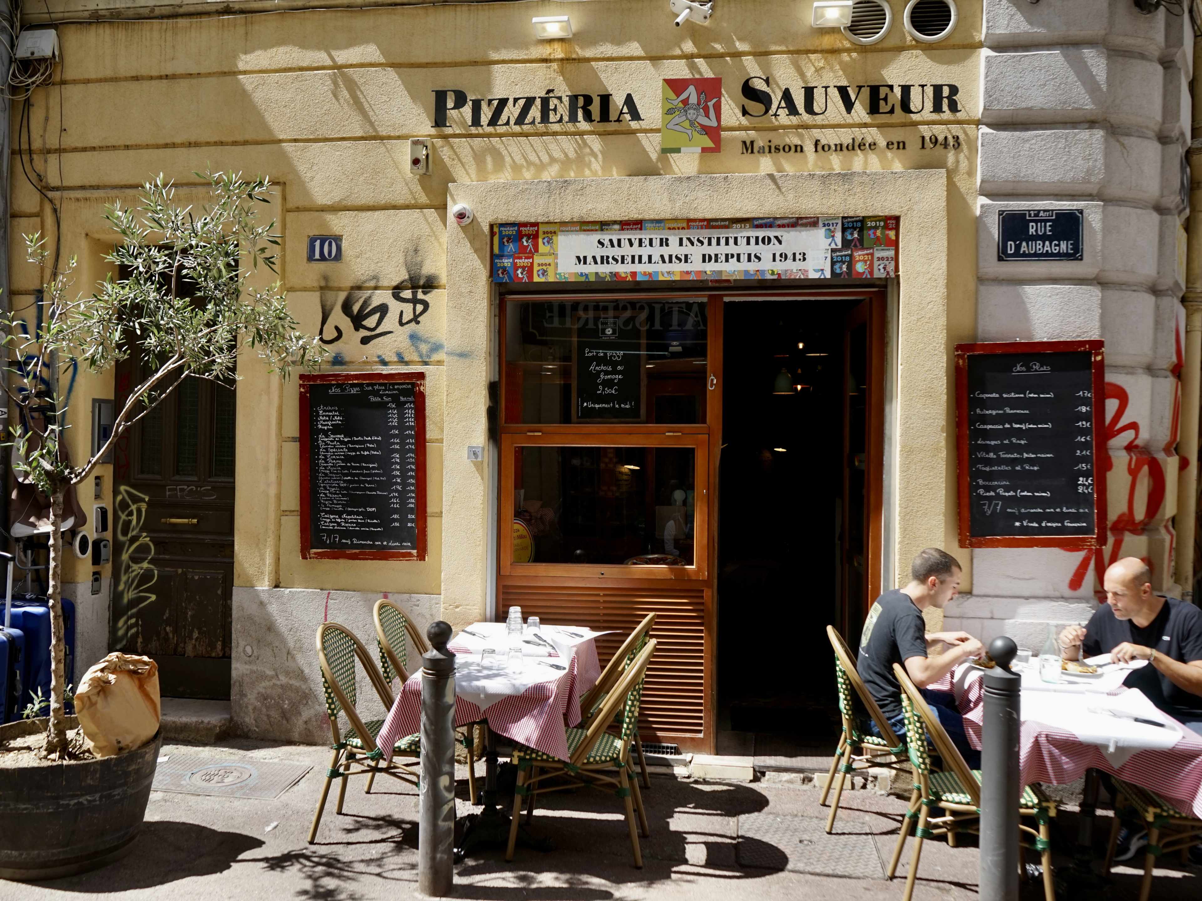 The exterior of Pizzéria Chez Sauveur