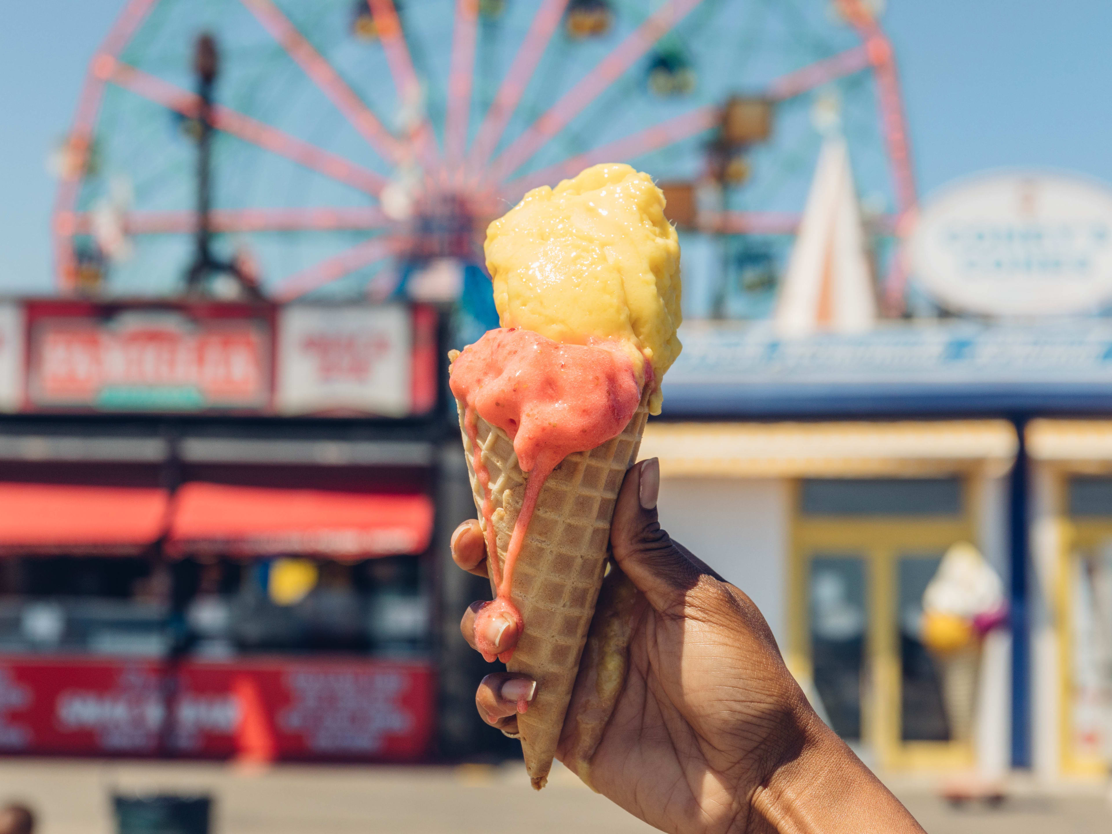 Freak Bar Review Coney Island New York The Infatuation