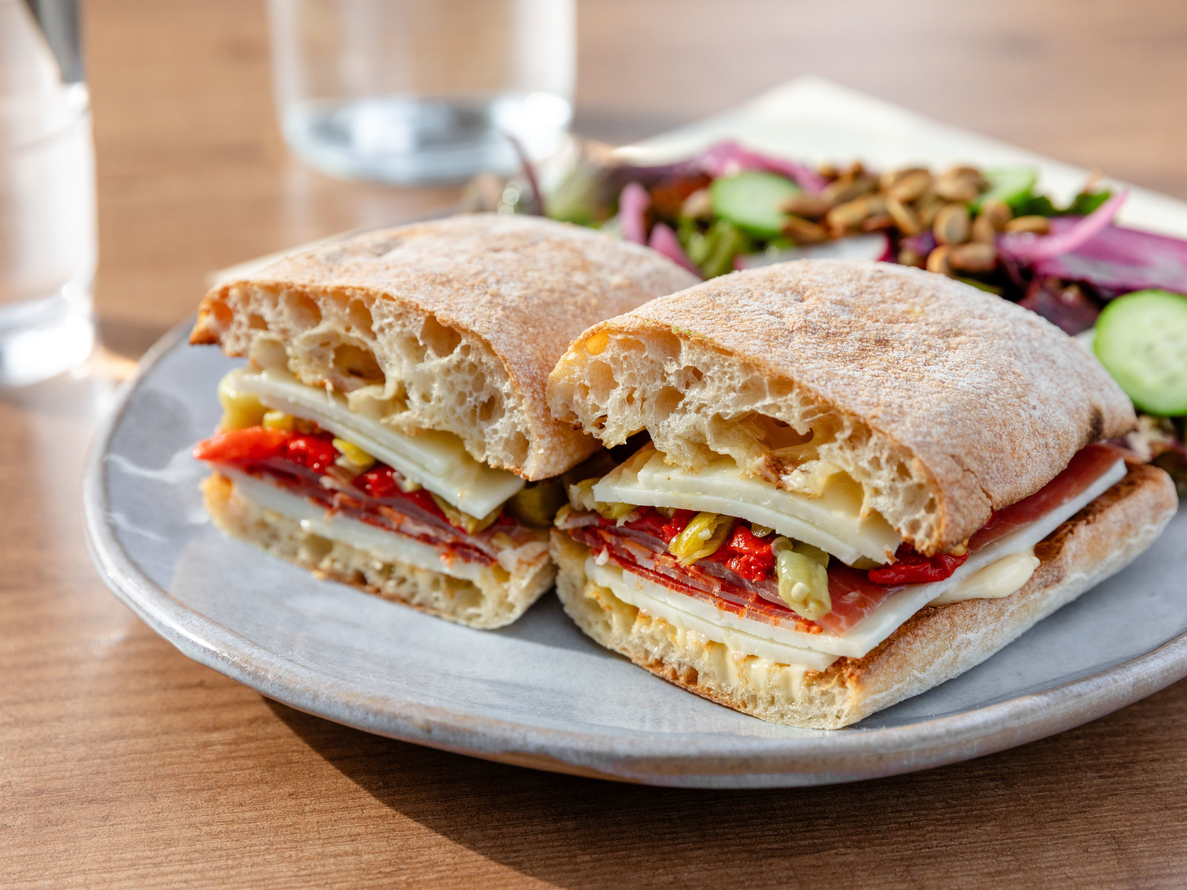 Gasolina Cafe Sandwich