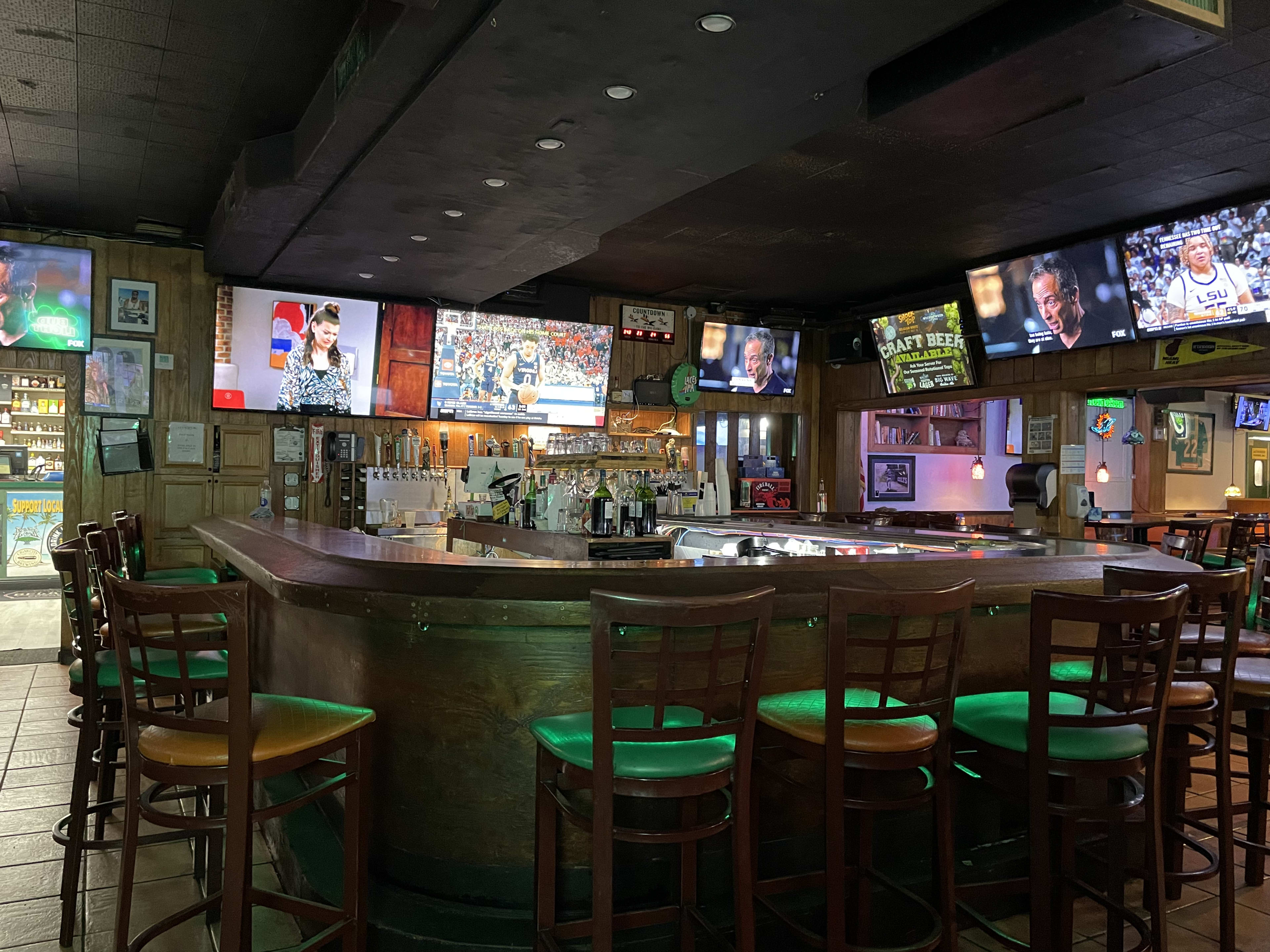 Bryson's Irish Pub image