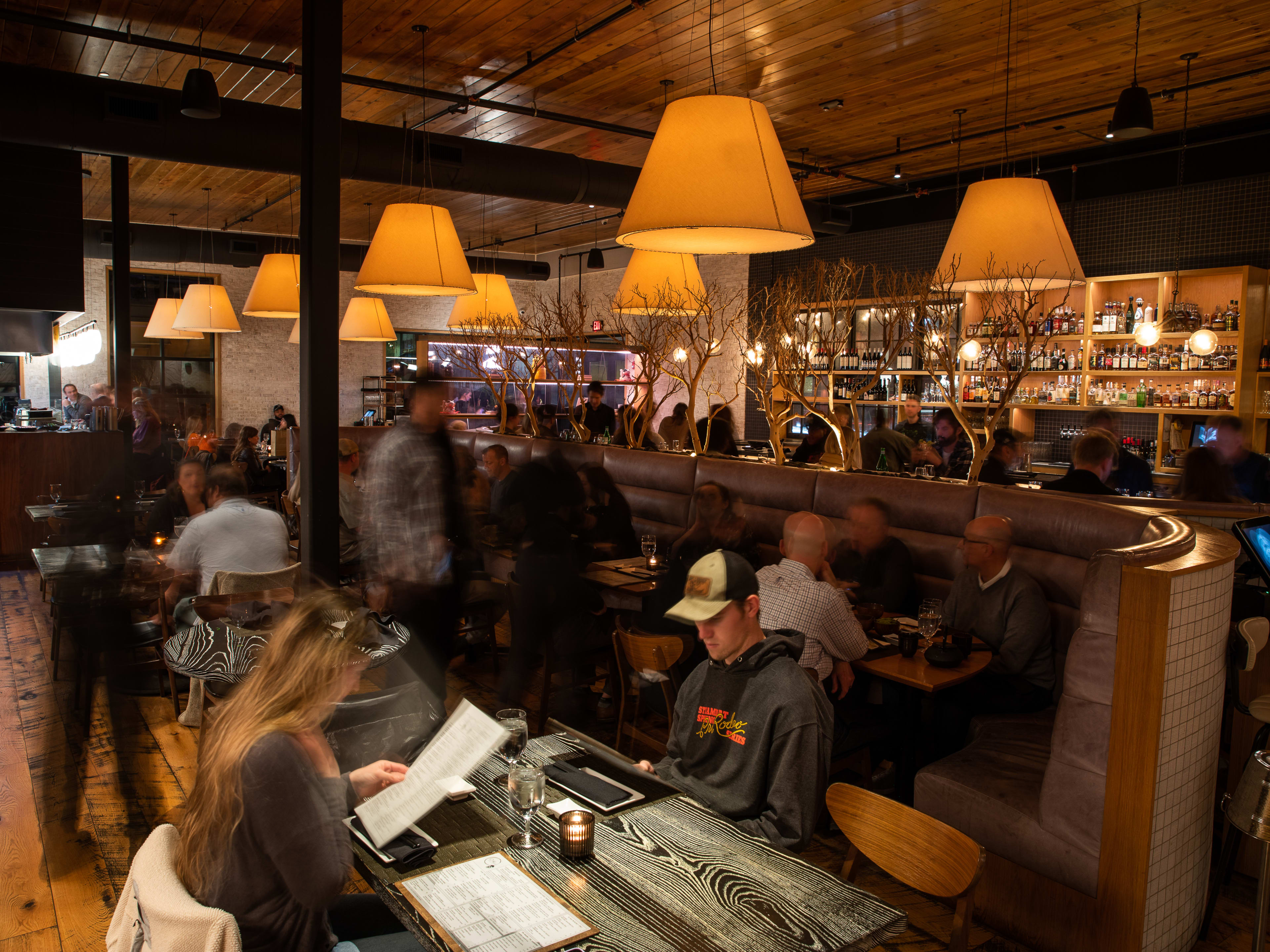 O-Ku interior during busy dinner service