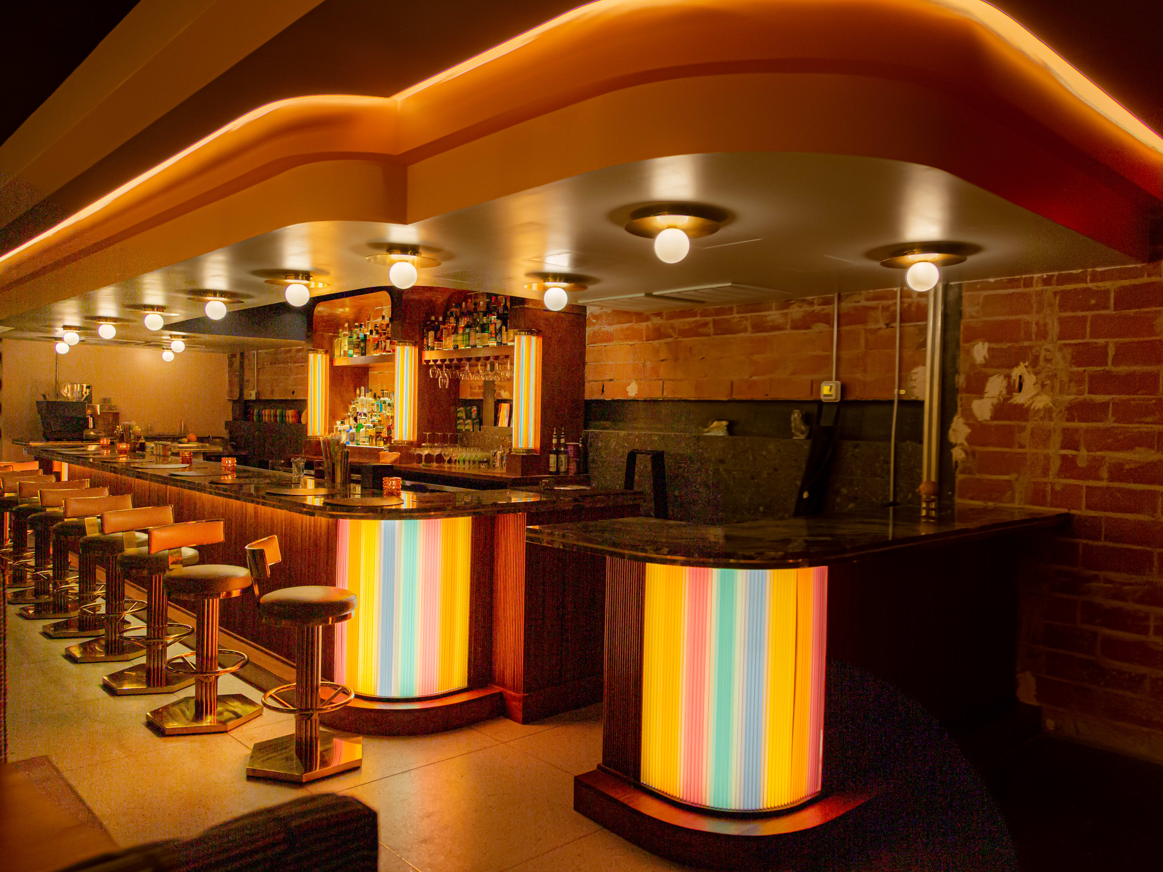 The 15 Best Happy Hours at Houston Bars and Restaurants 2023 Houston