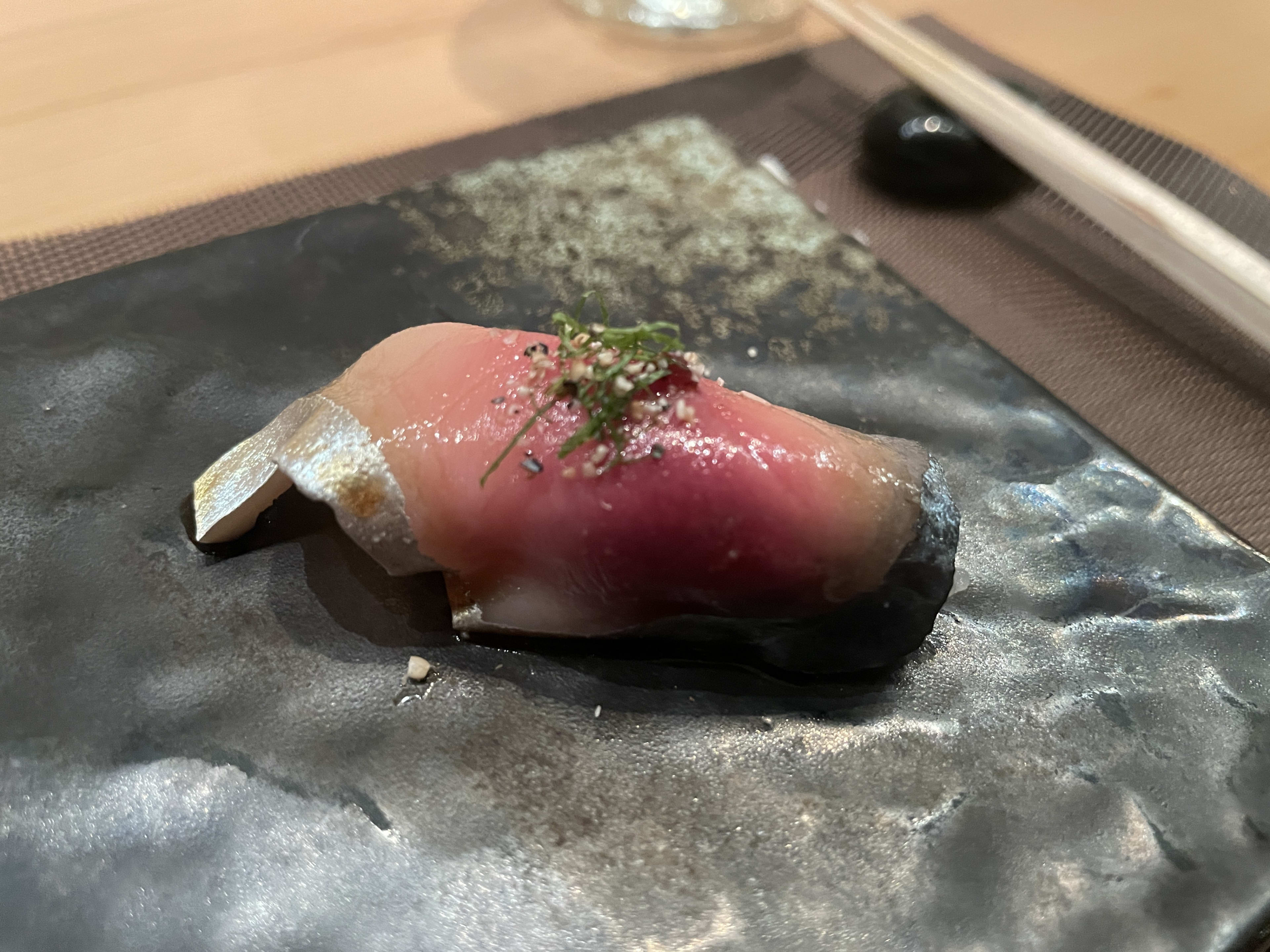 silver skin nigiri green onion