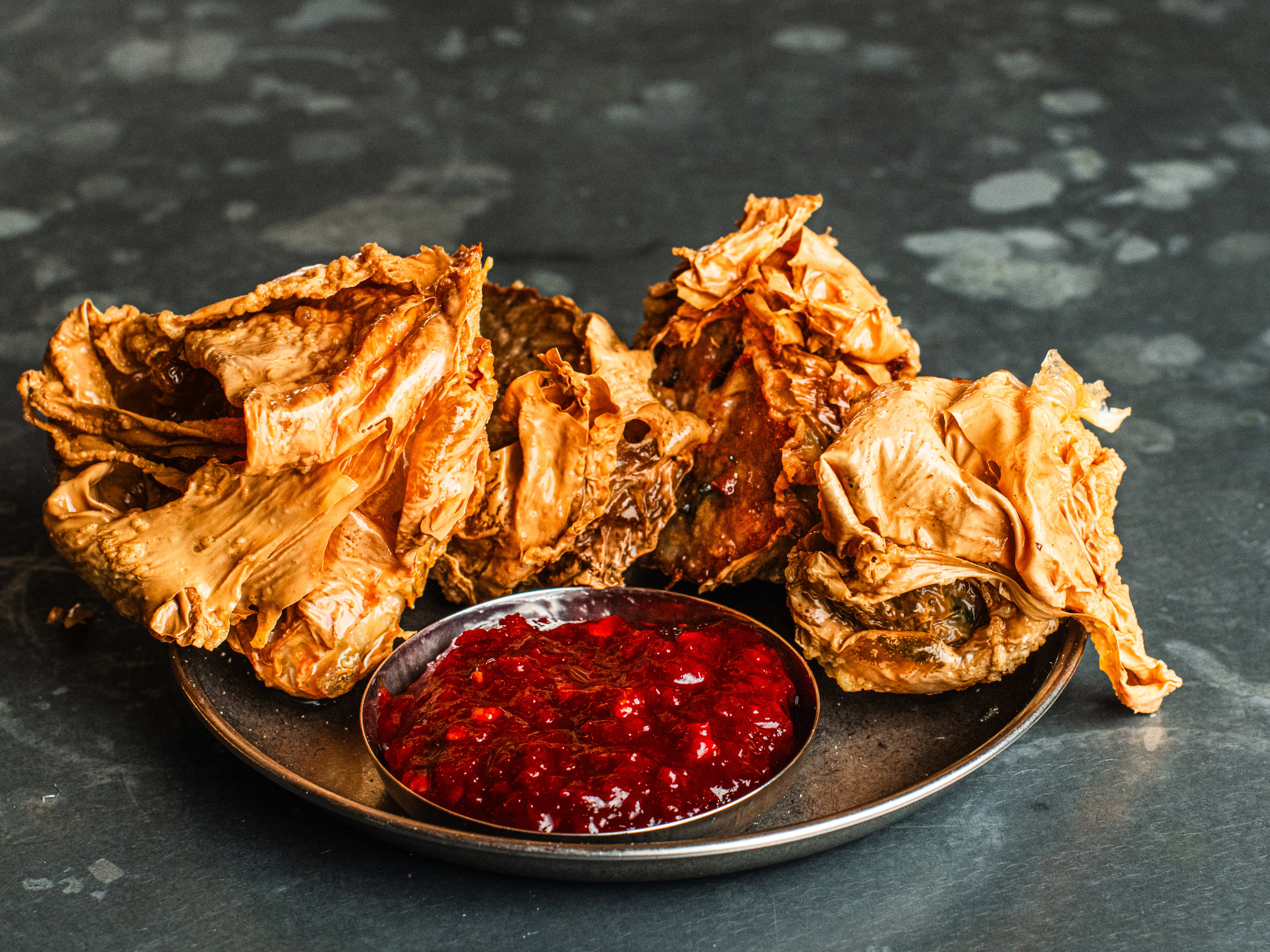 The lor bak with sweet chilli chutney from Mambow.