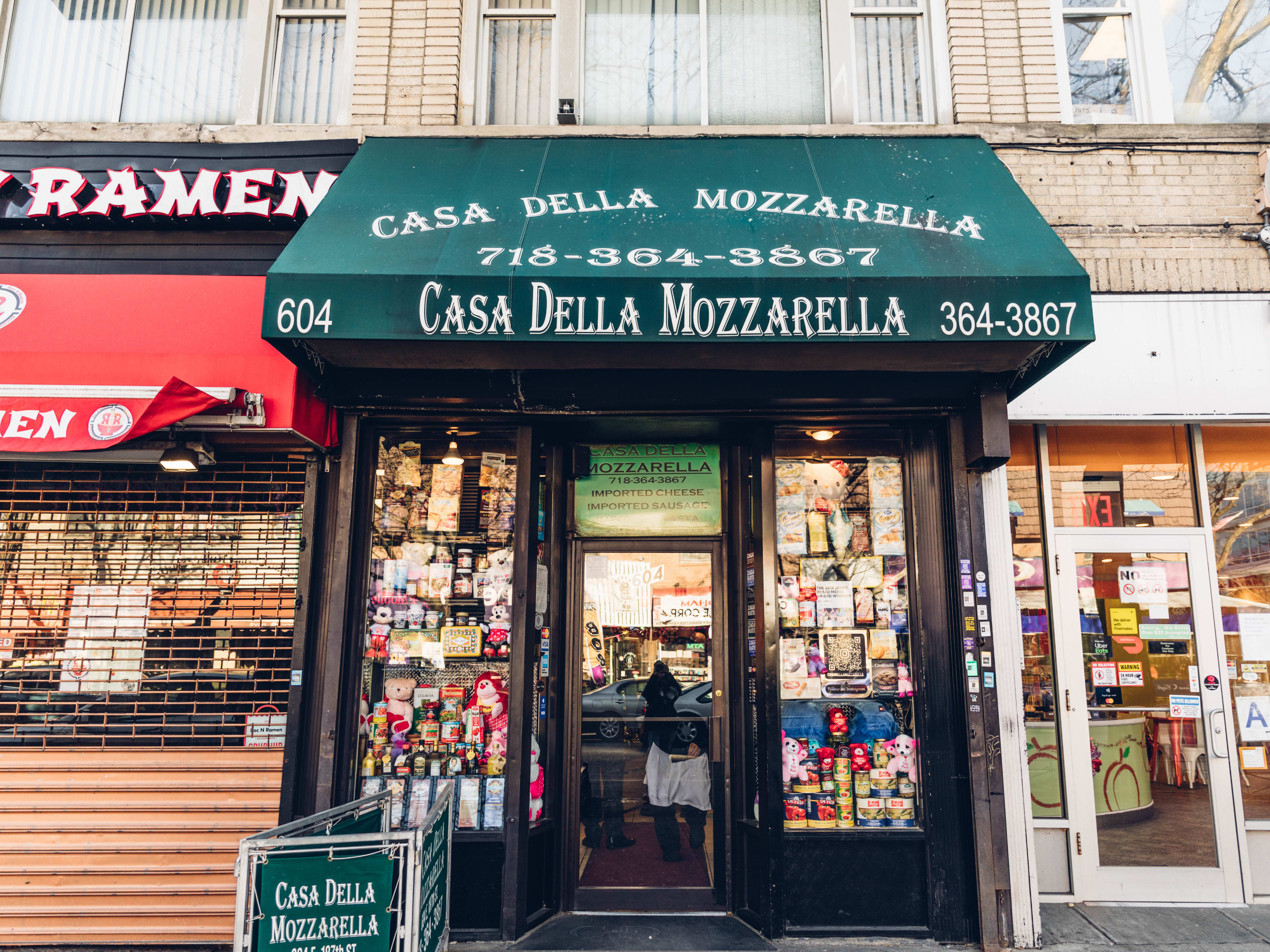 Casa Della Mozzarella Review The Bronx New York The Infatuation