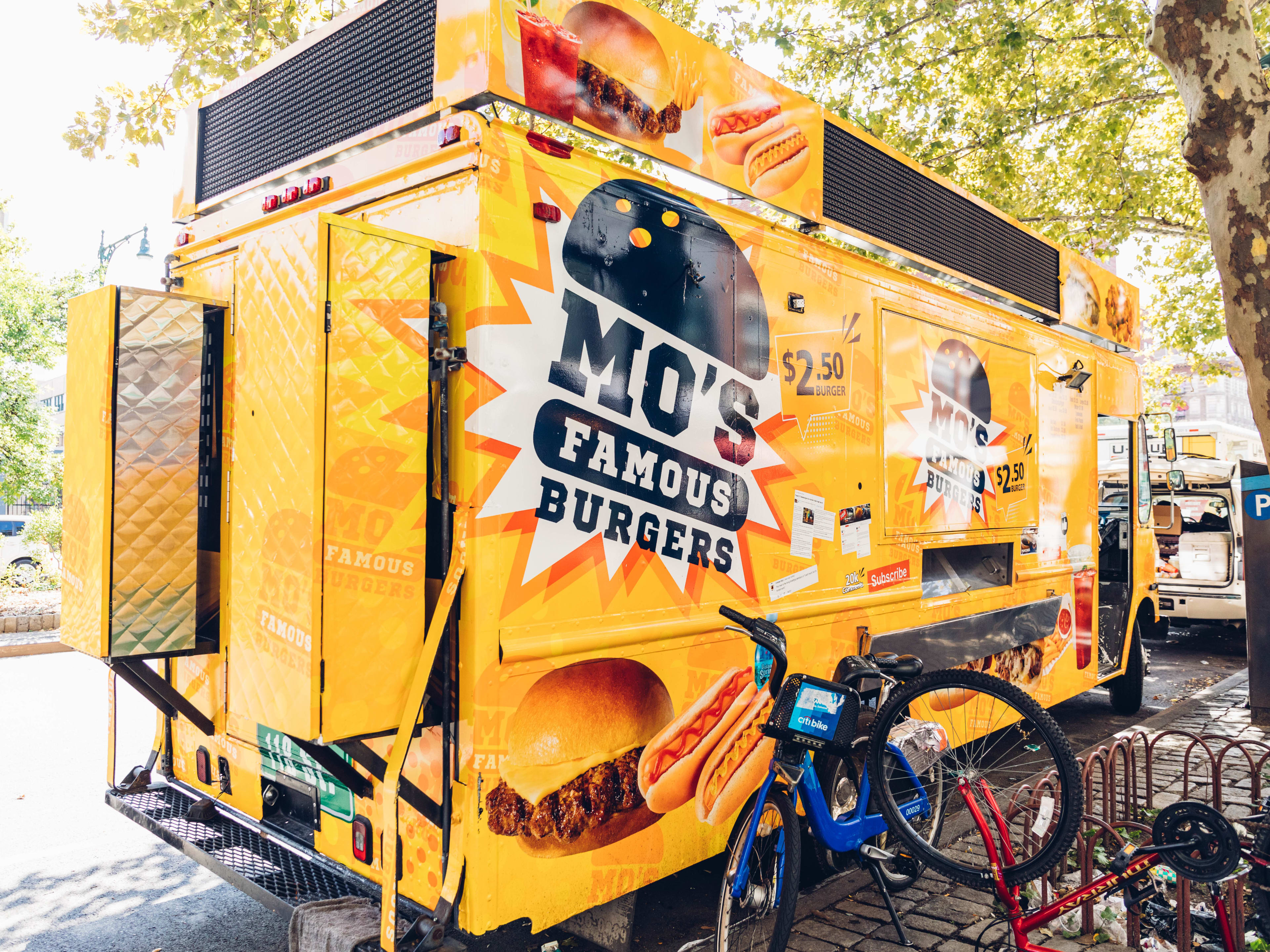 Mo's Burgers image