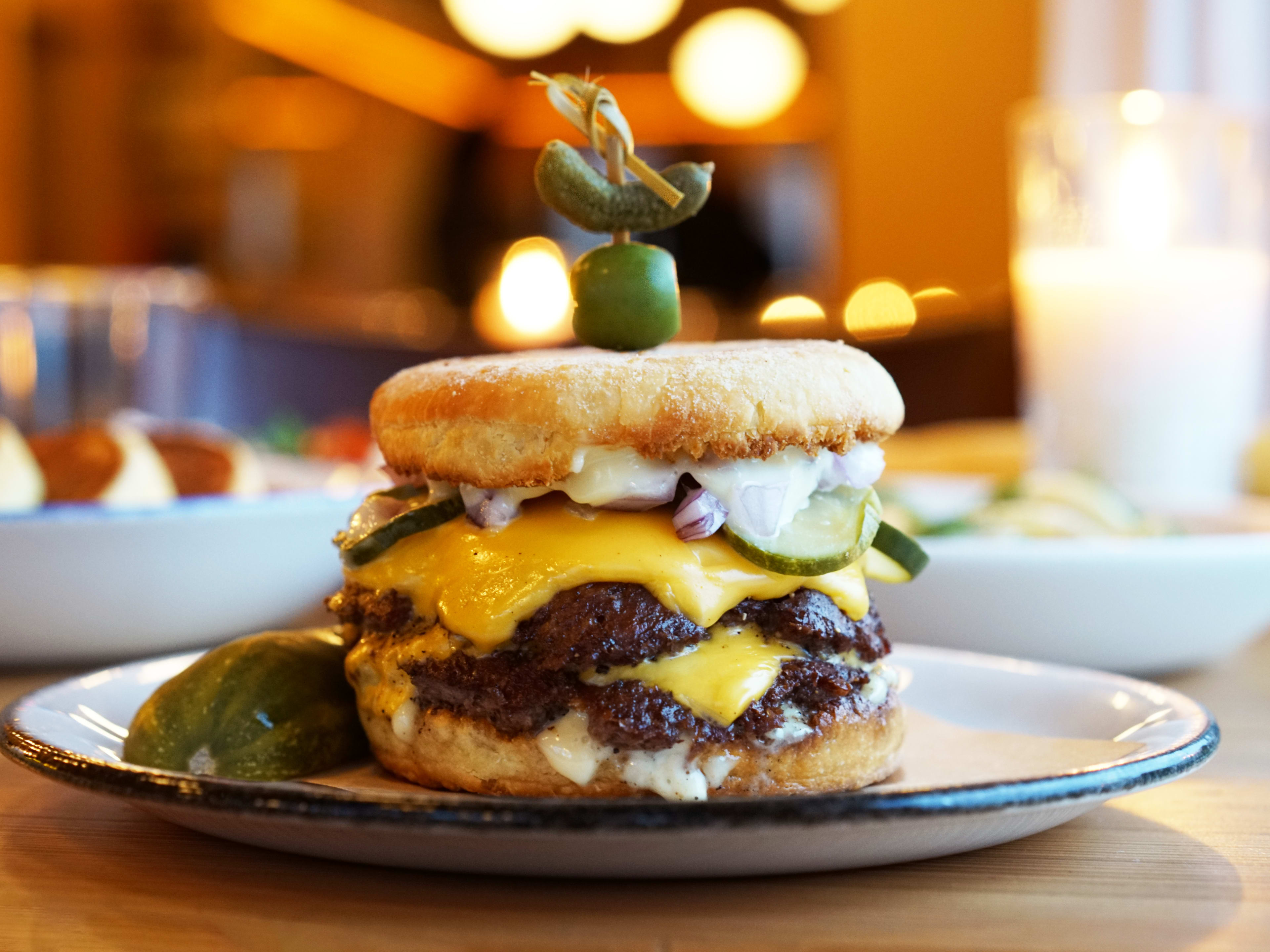 The 15 Best Burgers In Houston Houston The Infatuation 