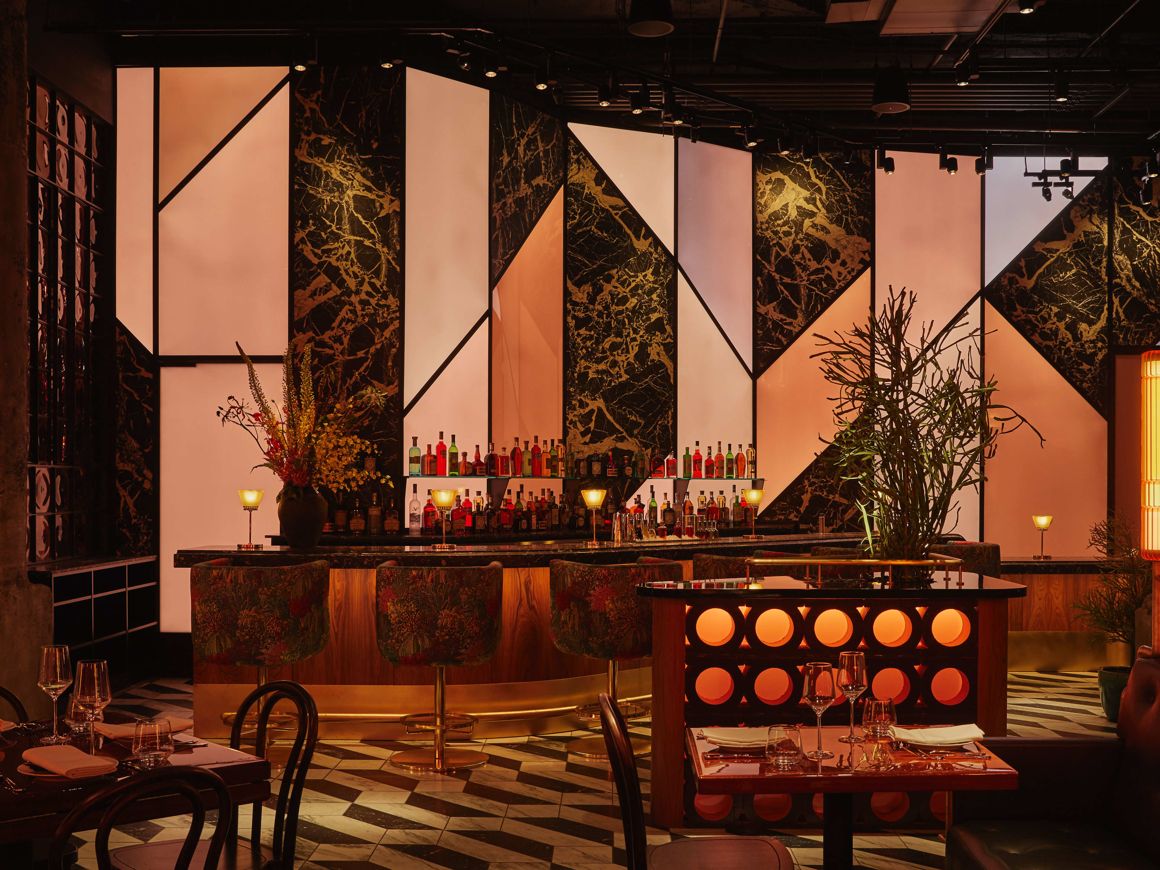 Limusina is good for flashy post-work drinks near Hudson Yards - Review ...