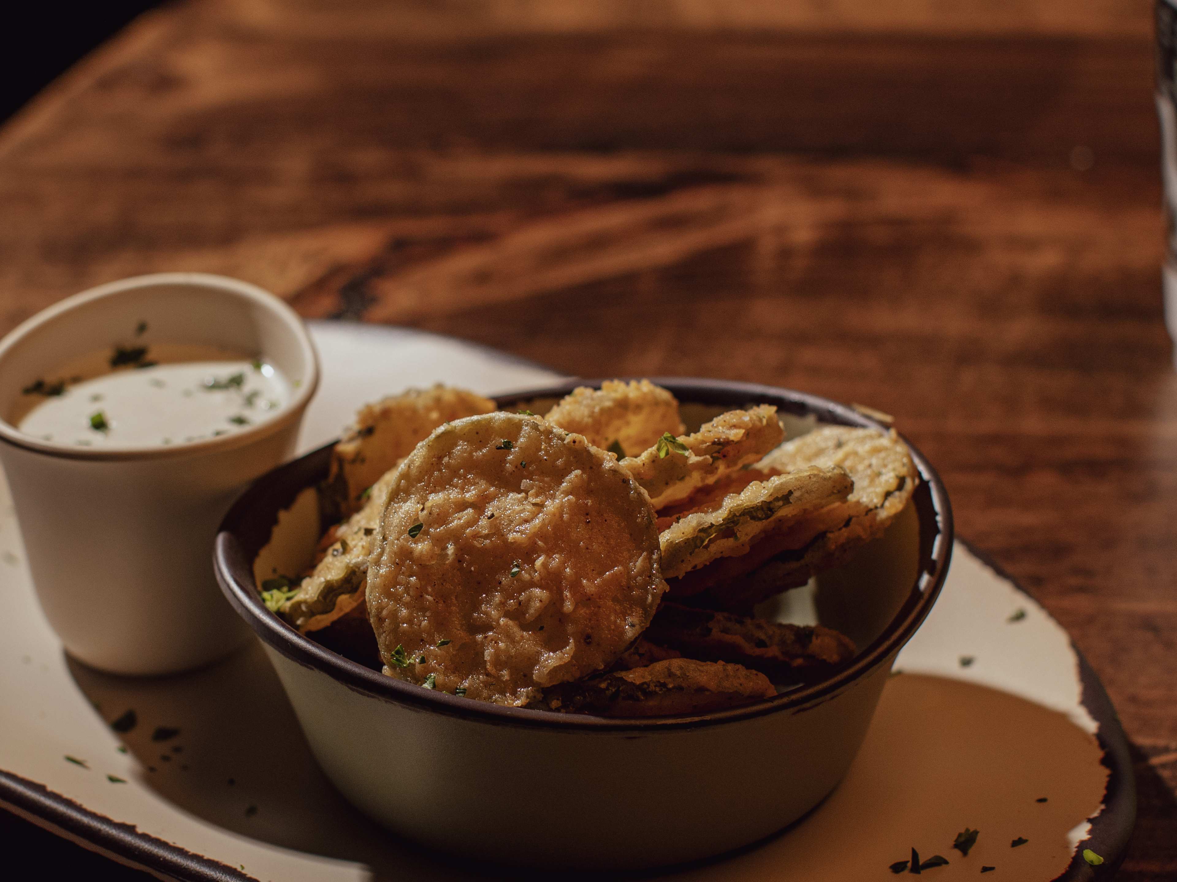 fried pickles with ranch dipping sauce