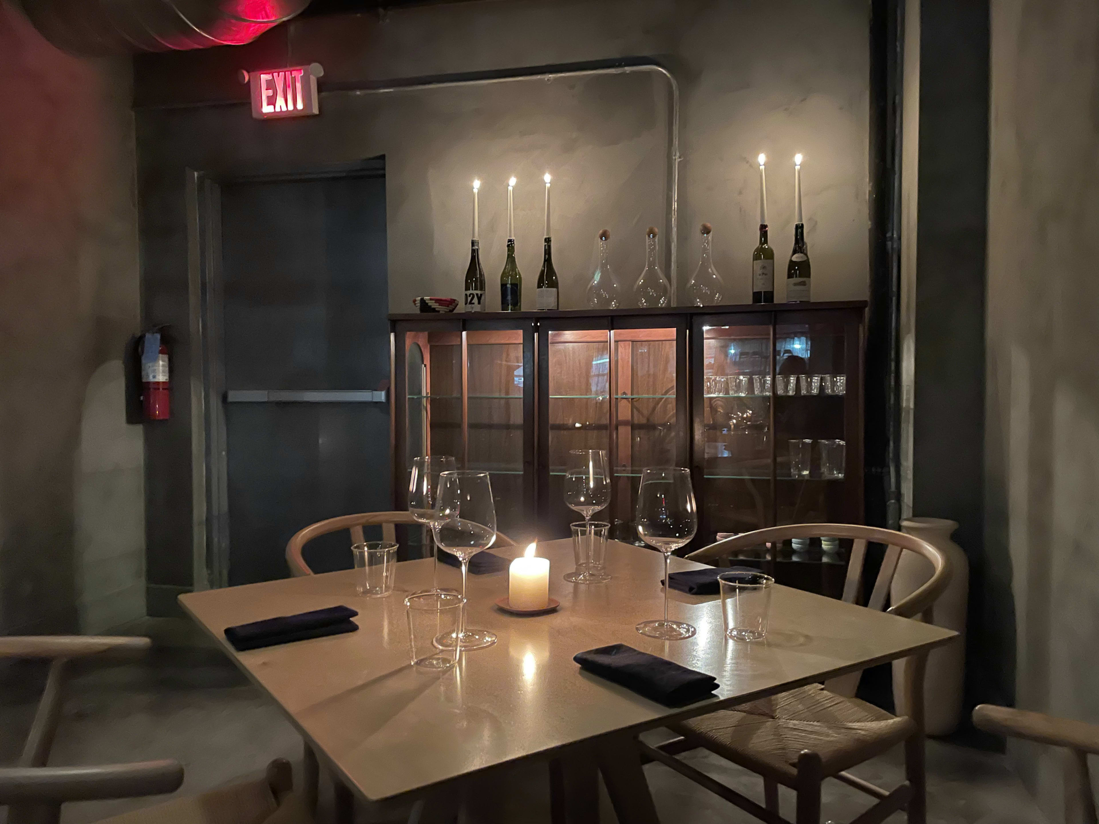 Palma's dining room with a candlelit table.