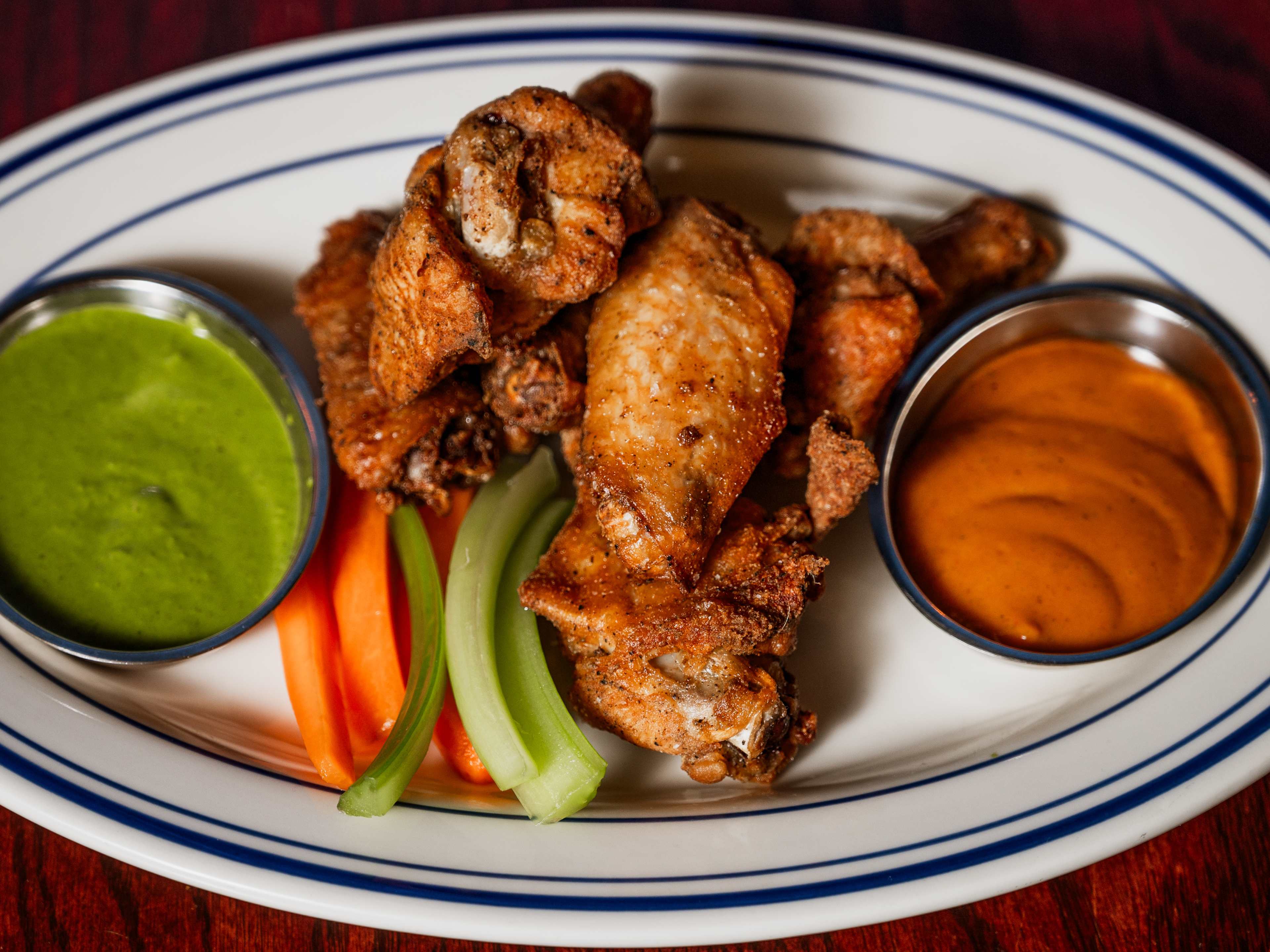 This is a plate of wings from Royal Tavern.