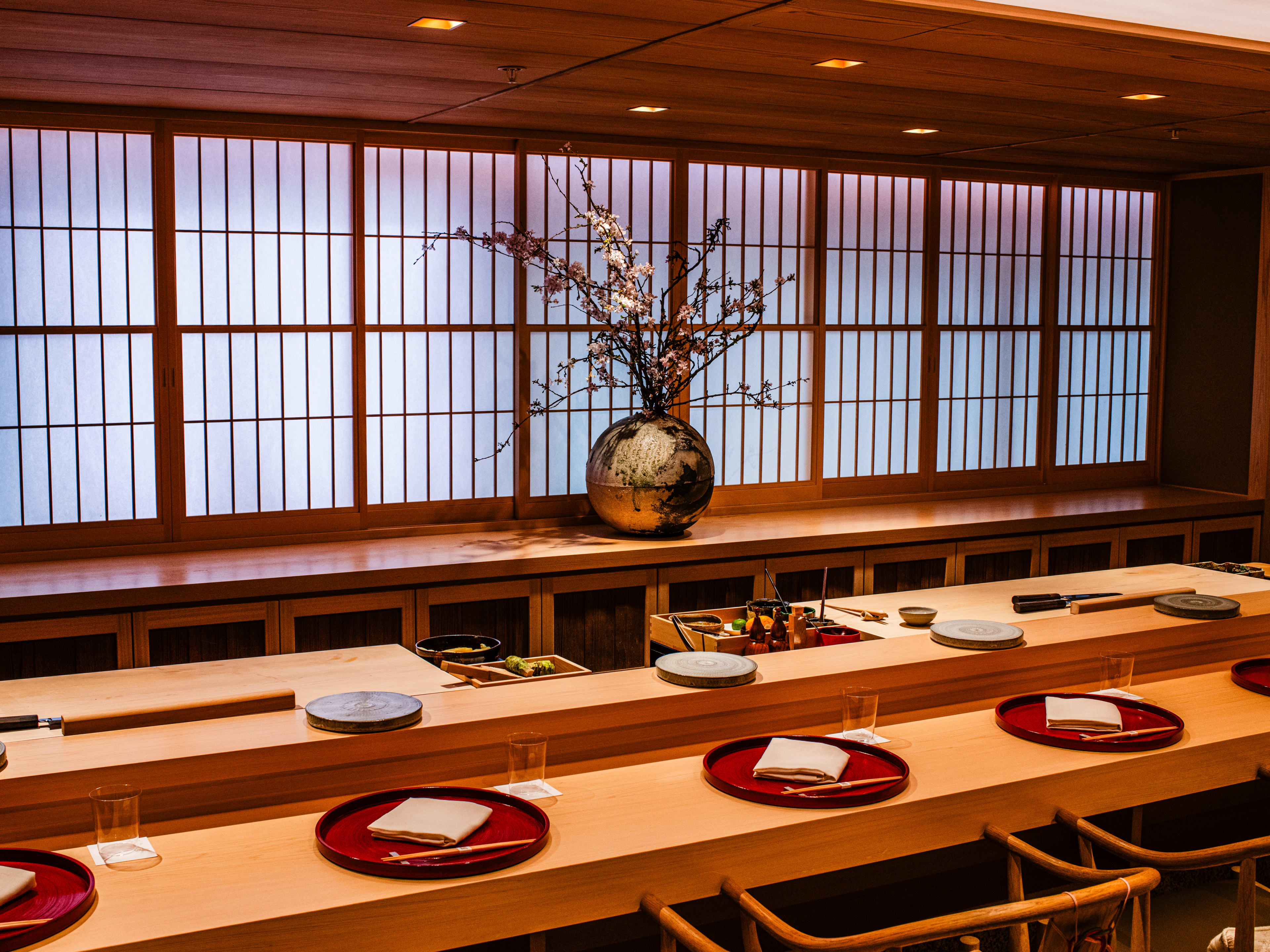 The traditional sushi counter at Sushi Kanesaka.