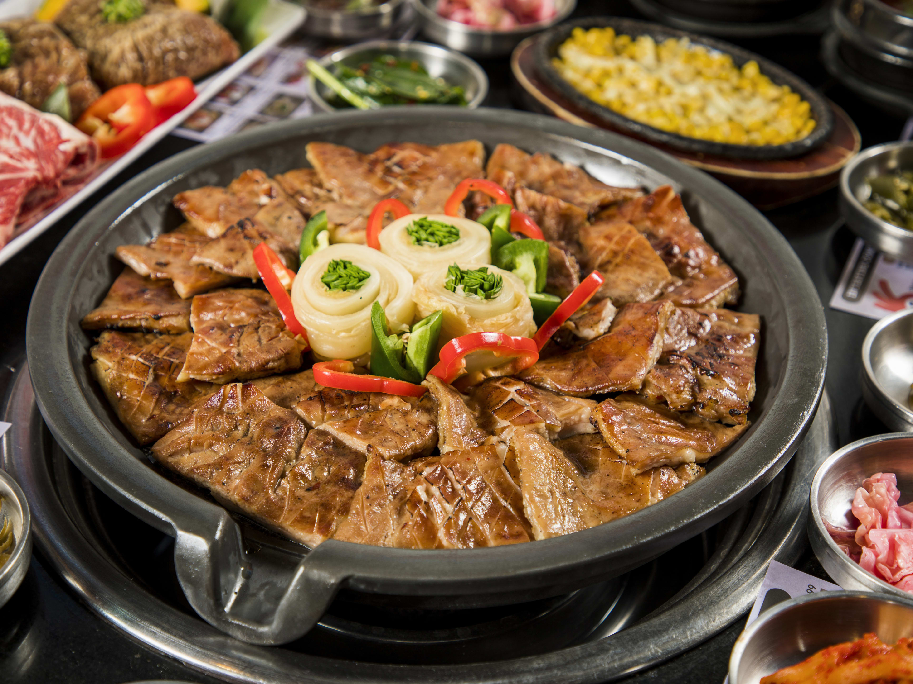 Meat on the tabletop grill at King Chang LA.