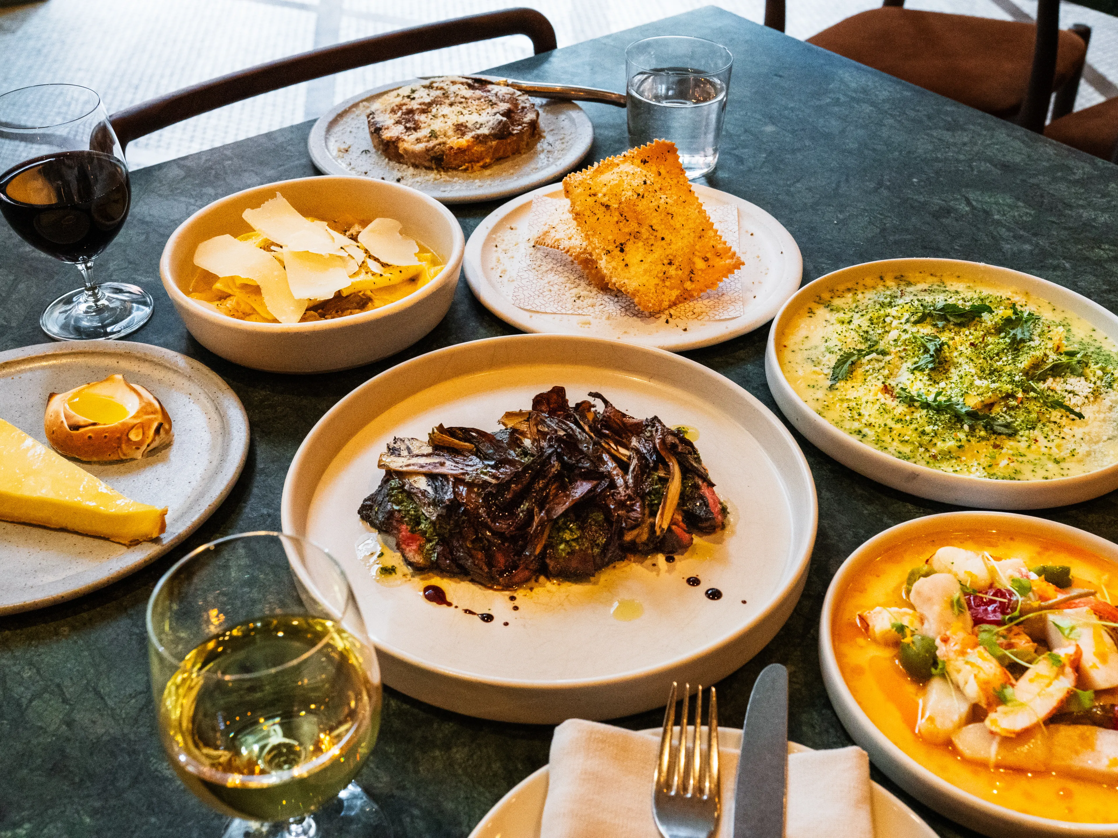 The Best Restaurants Near Every Stop On The 7 Train, From Hudson