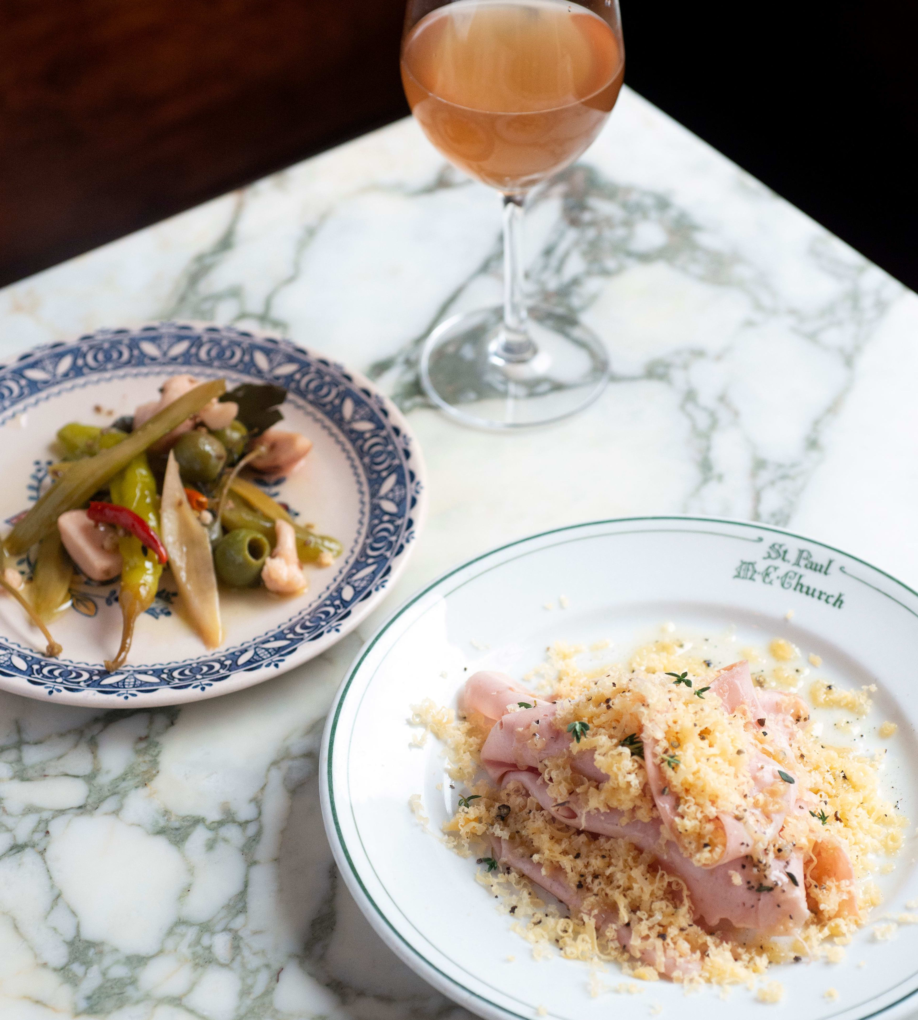 Ingas Bar Review Brooklyn Heights New York The Infatuation