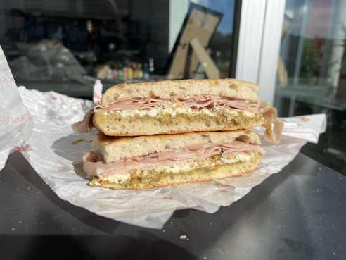 All'antico Vinaio by Nicolas Zhou