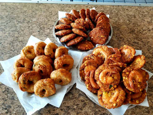 Apey Kade Restaurant by Apey kade