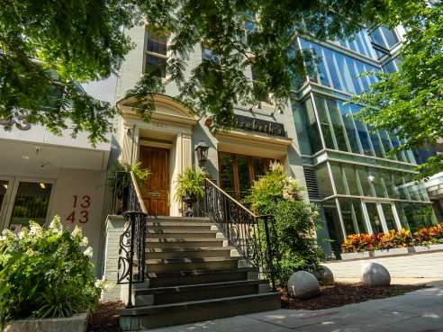 Elizabeth's by Nina Palazzolo