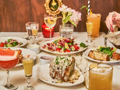 Donna's by Kevin Vu Kim